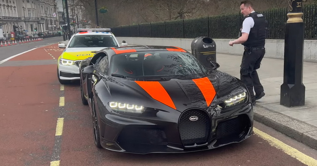 Глобиха Bugatti Chiron Super Sport 300+