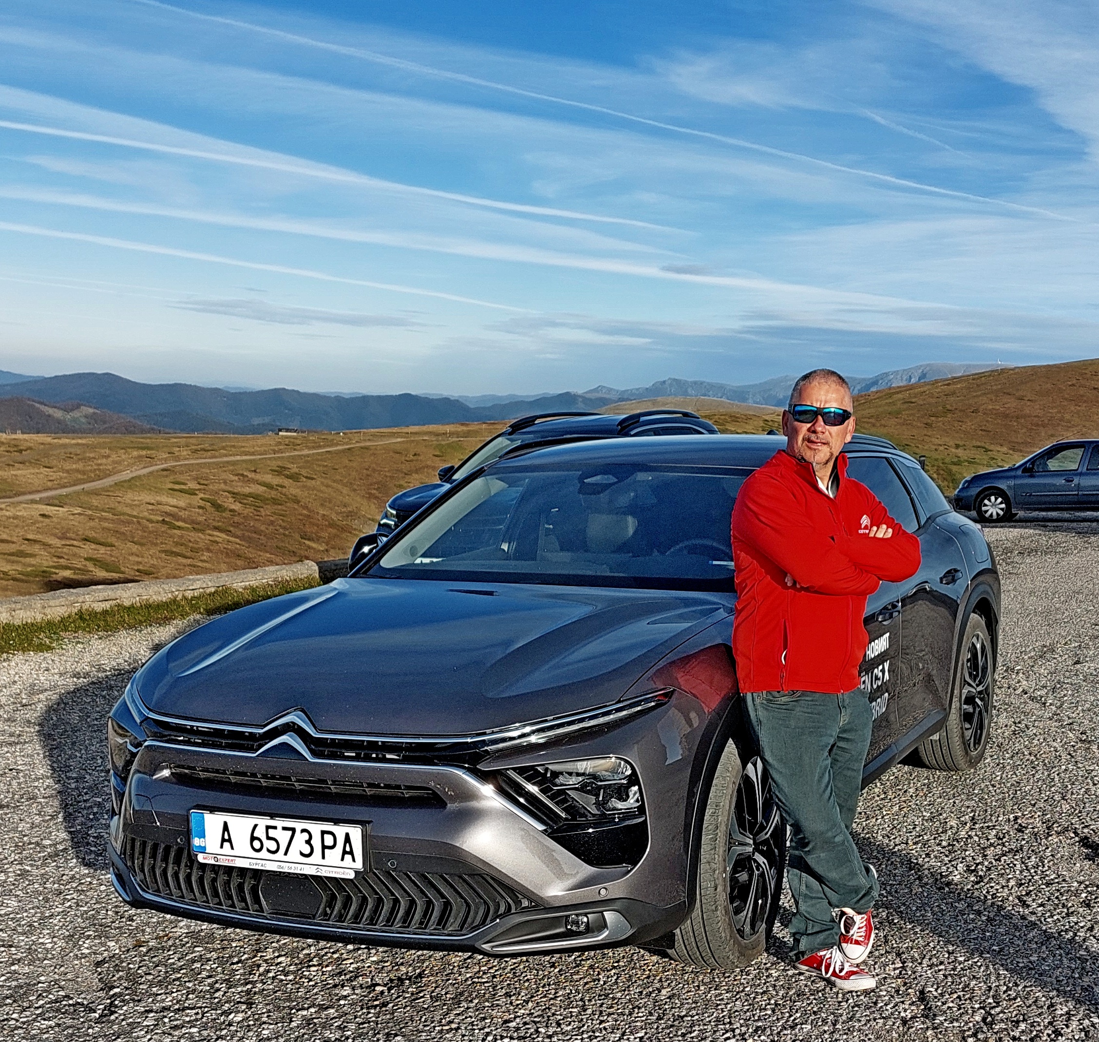 Караме Citroën C5 във вариант хибрид и SUV