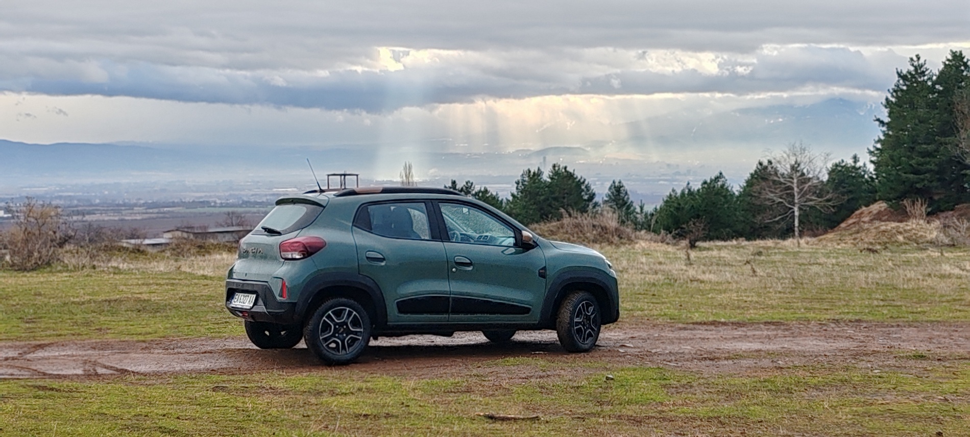 Караме електрическата Dacia Spring Extreme