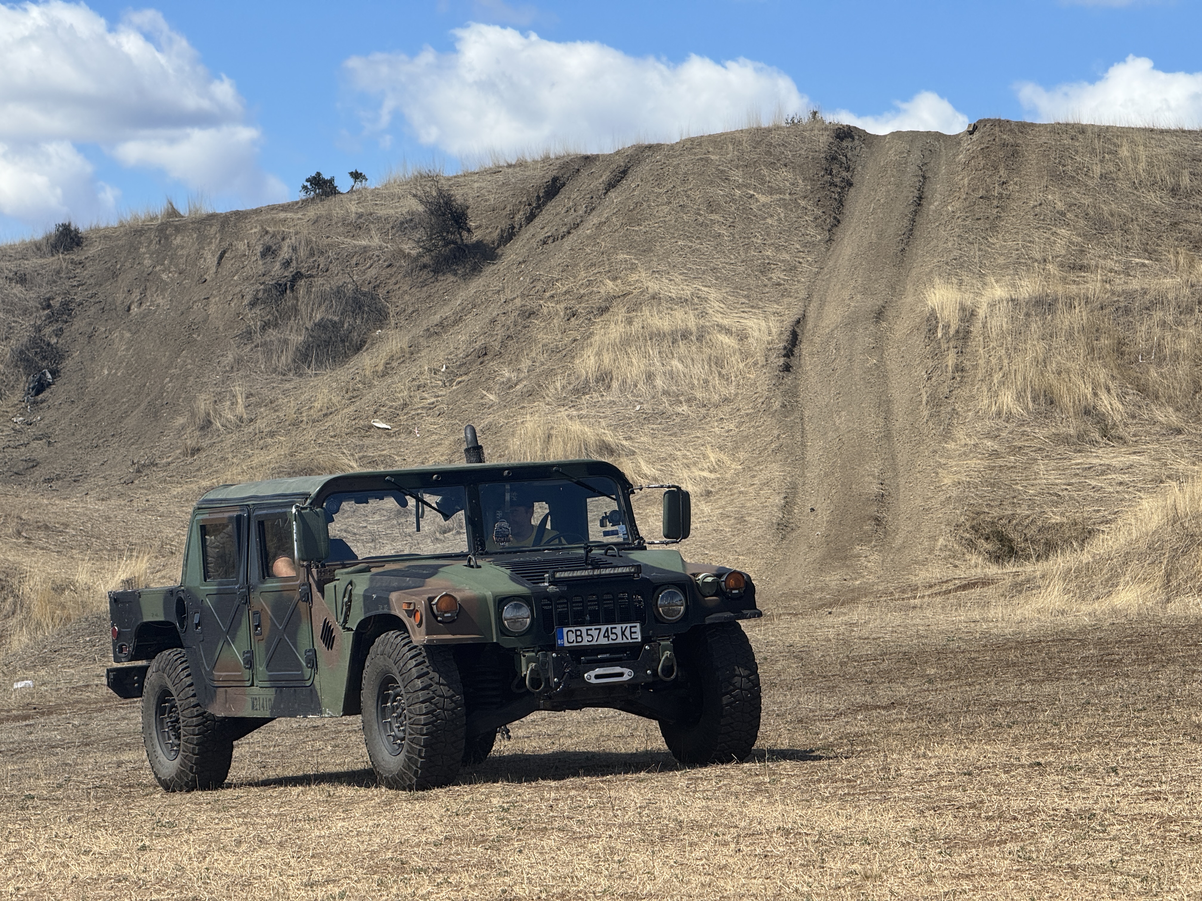 Humvee Hummer H1 | Всички Брички на едно място