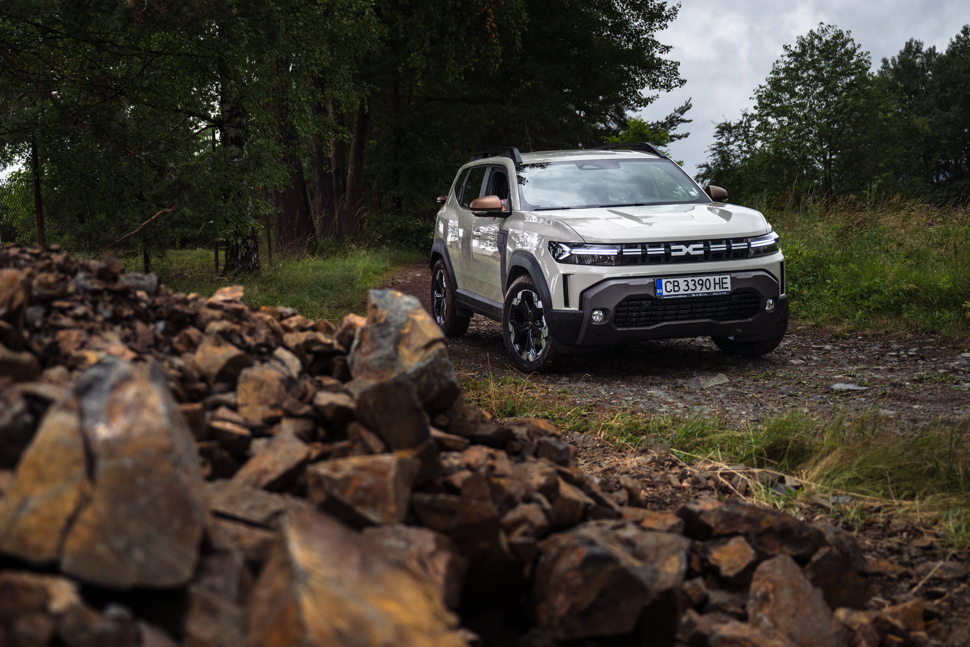 Караме новото поколение Dacia Duster