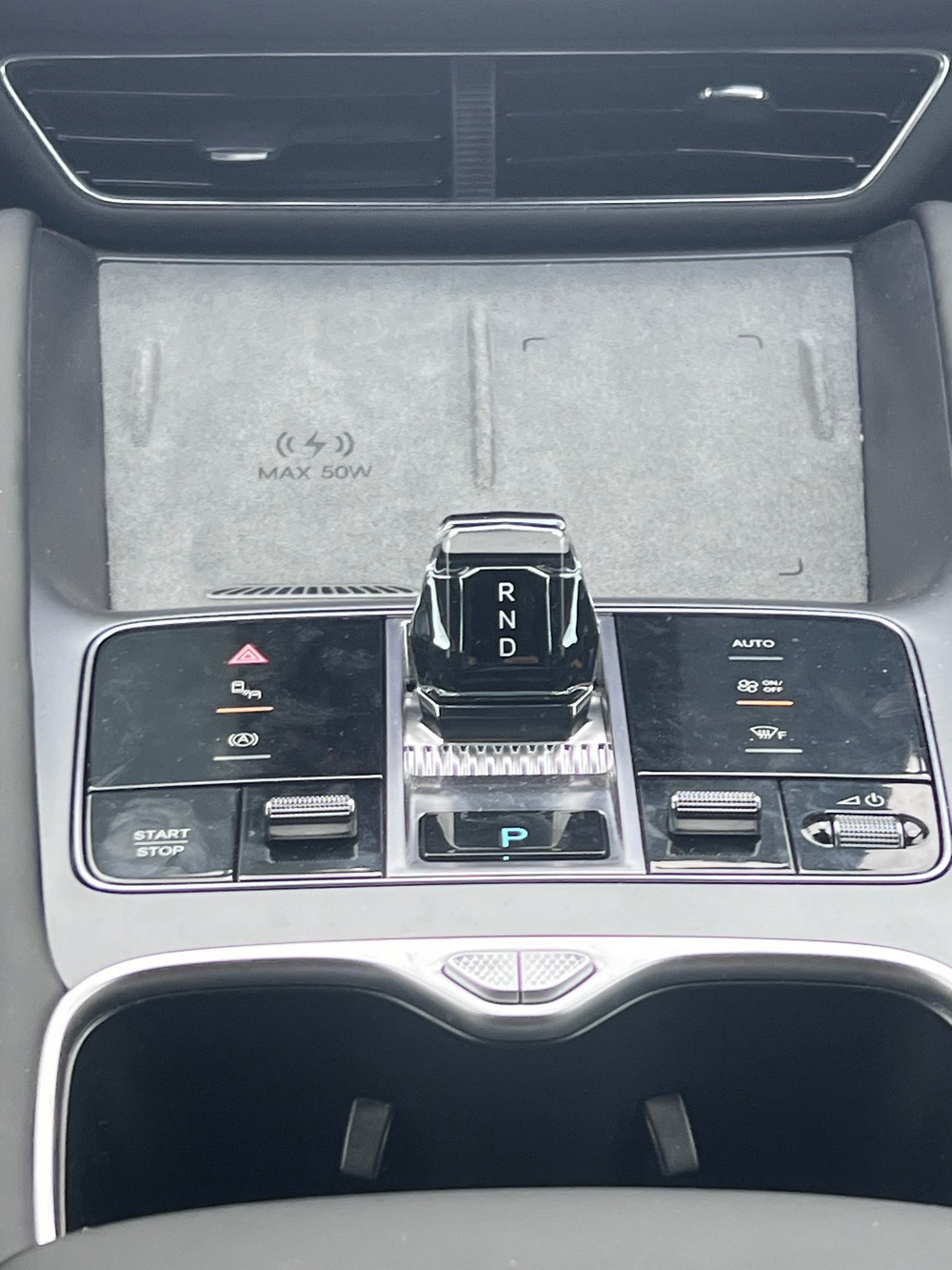 Караме флагмана BYD Sealion 7
