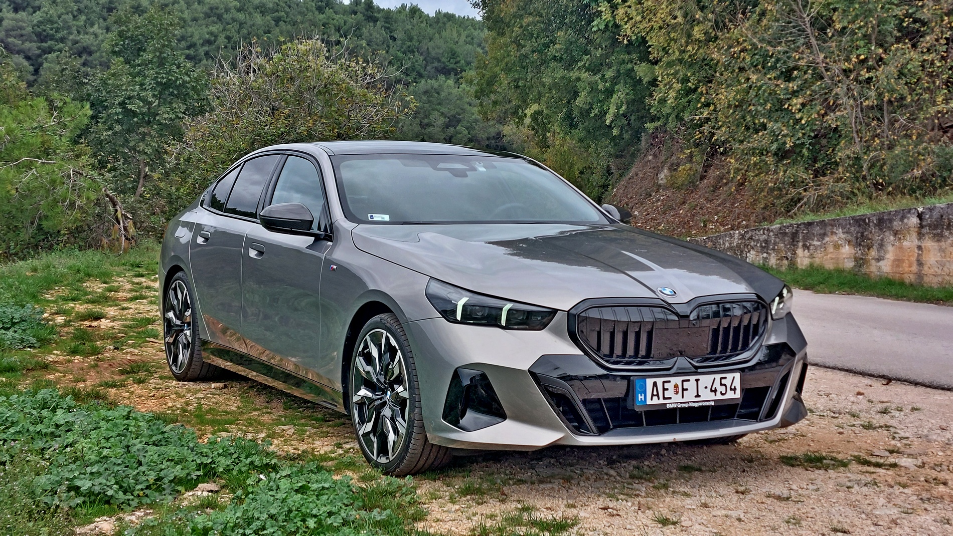 Караме новото поколение BMW Серия 5