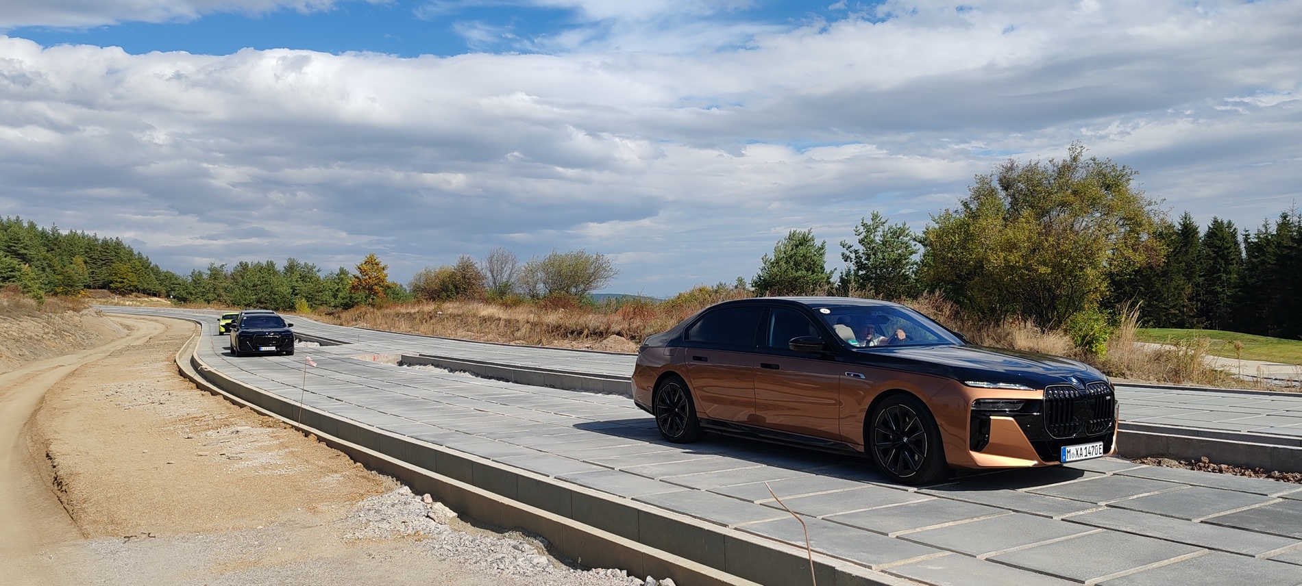 Караме най-мощното серийно BMW в историята