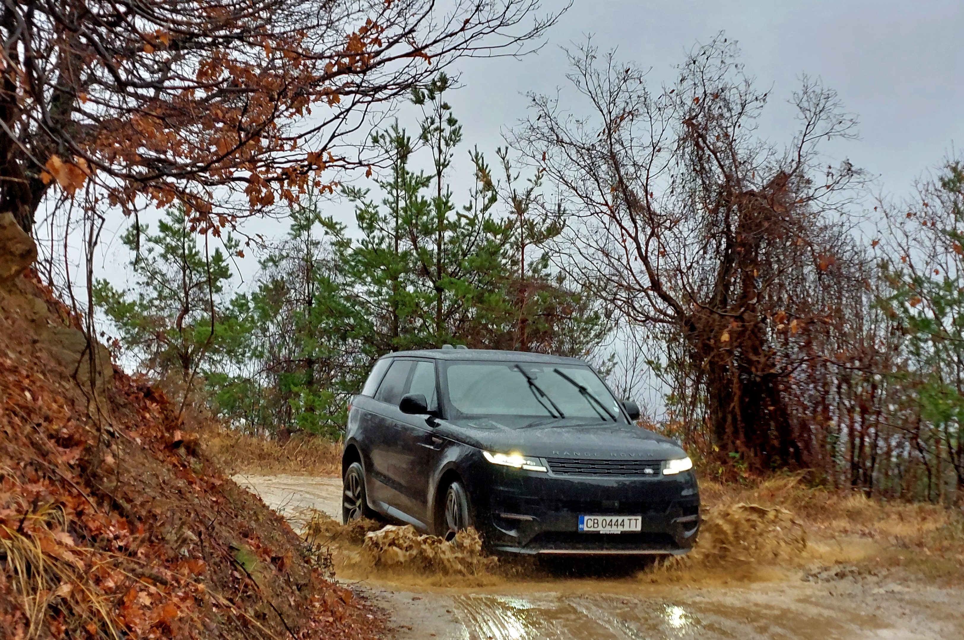 Караме новото поколение Range Rover Sport