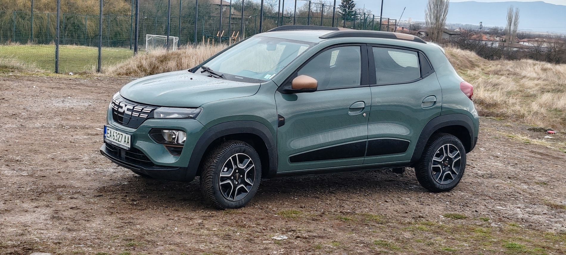 Караме електрическата Dacia Spring Extreme