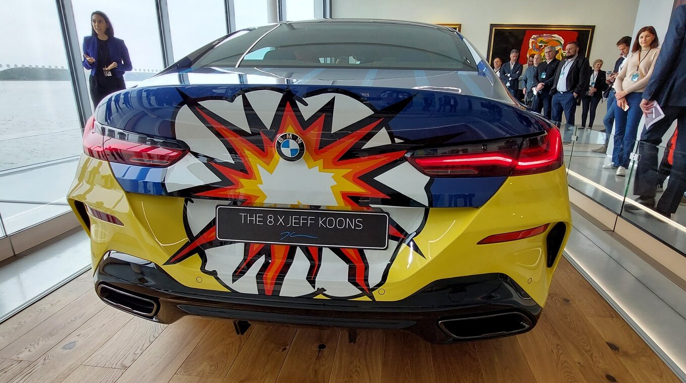 Мечтаете си за арт кола, ето 8 X Jeff Koons Edition