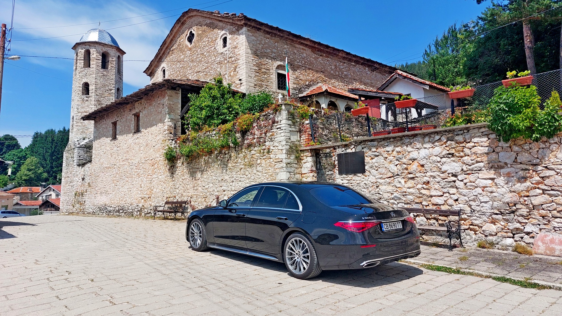 Караме хибридния Mercedes S580e