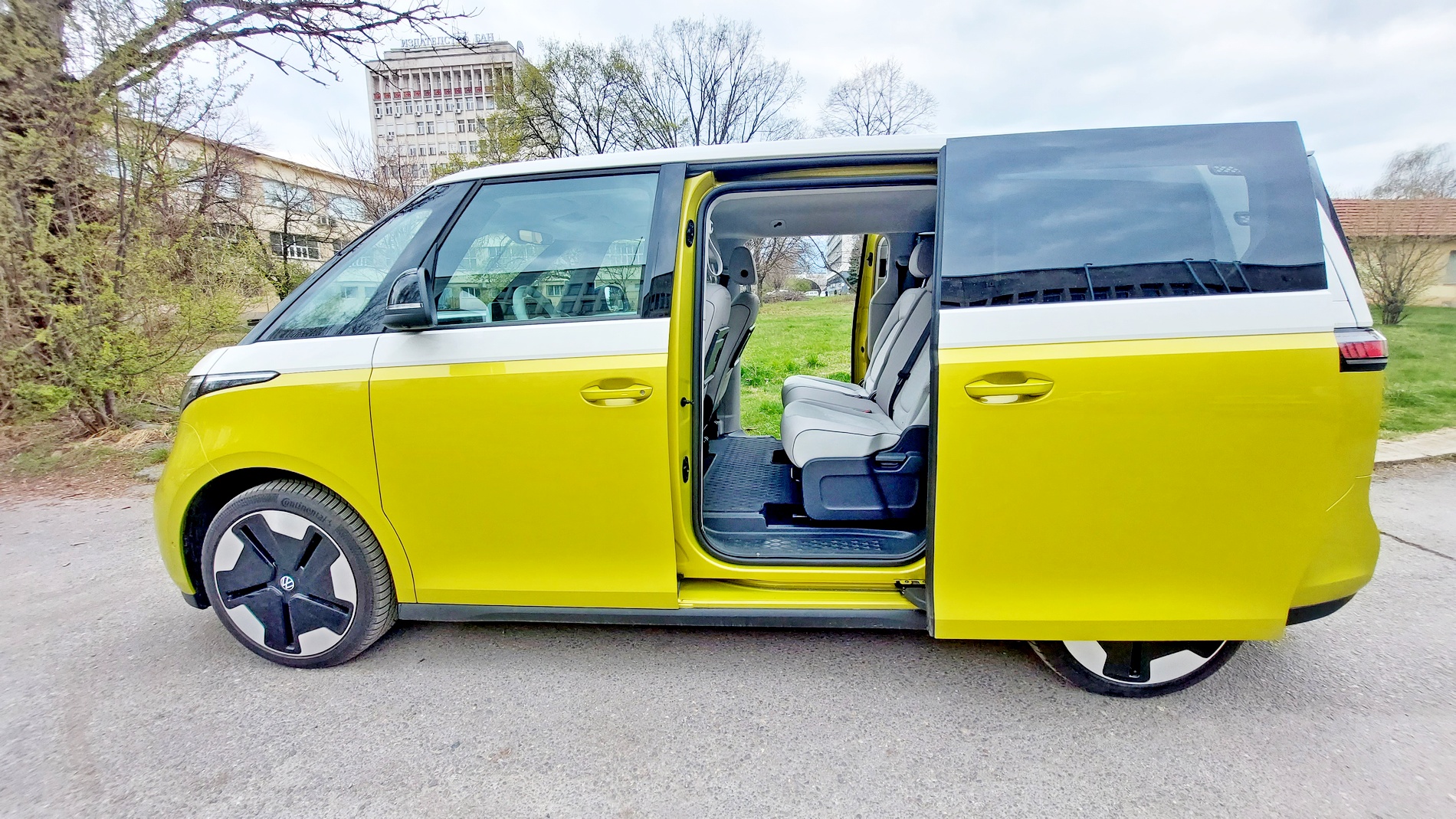 VW ID. Buzz е електрически транспортер
