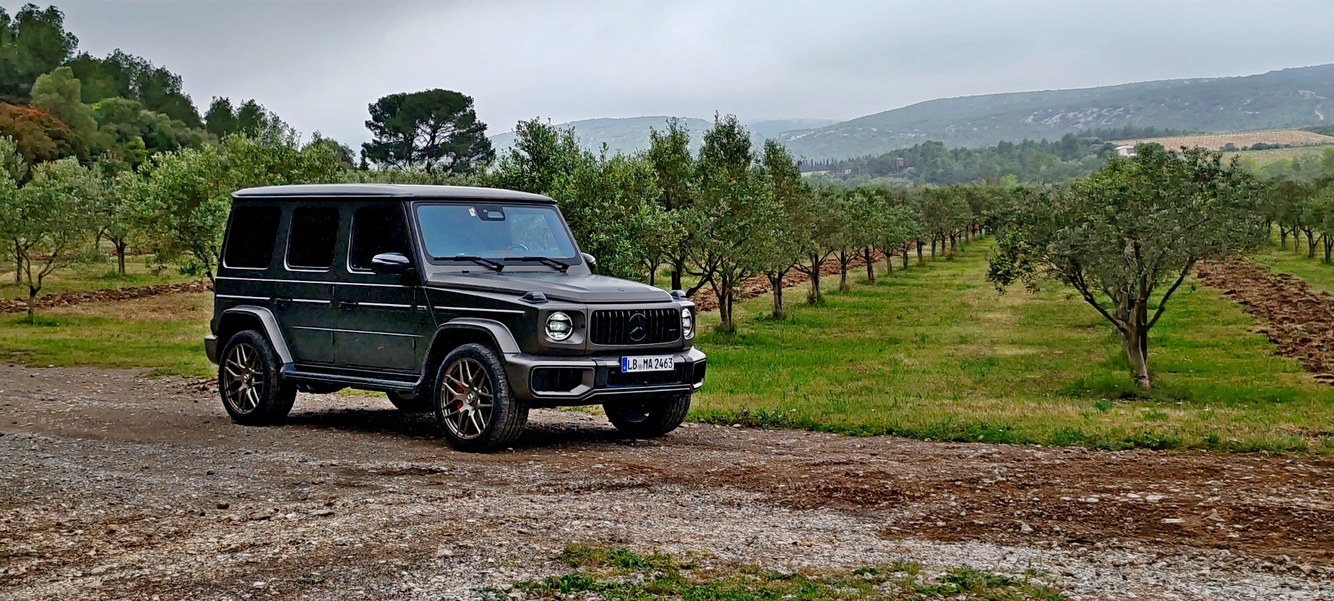 Караме обновената Mercedes G-класа