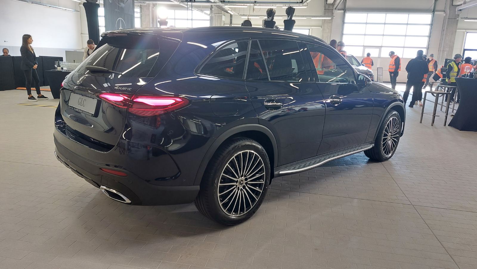 Разкриха у нас Mercedes-Benz GLC