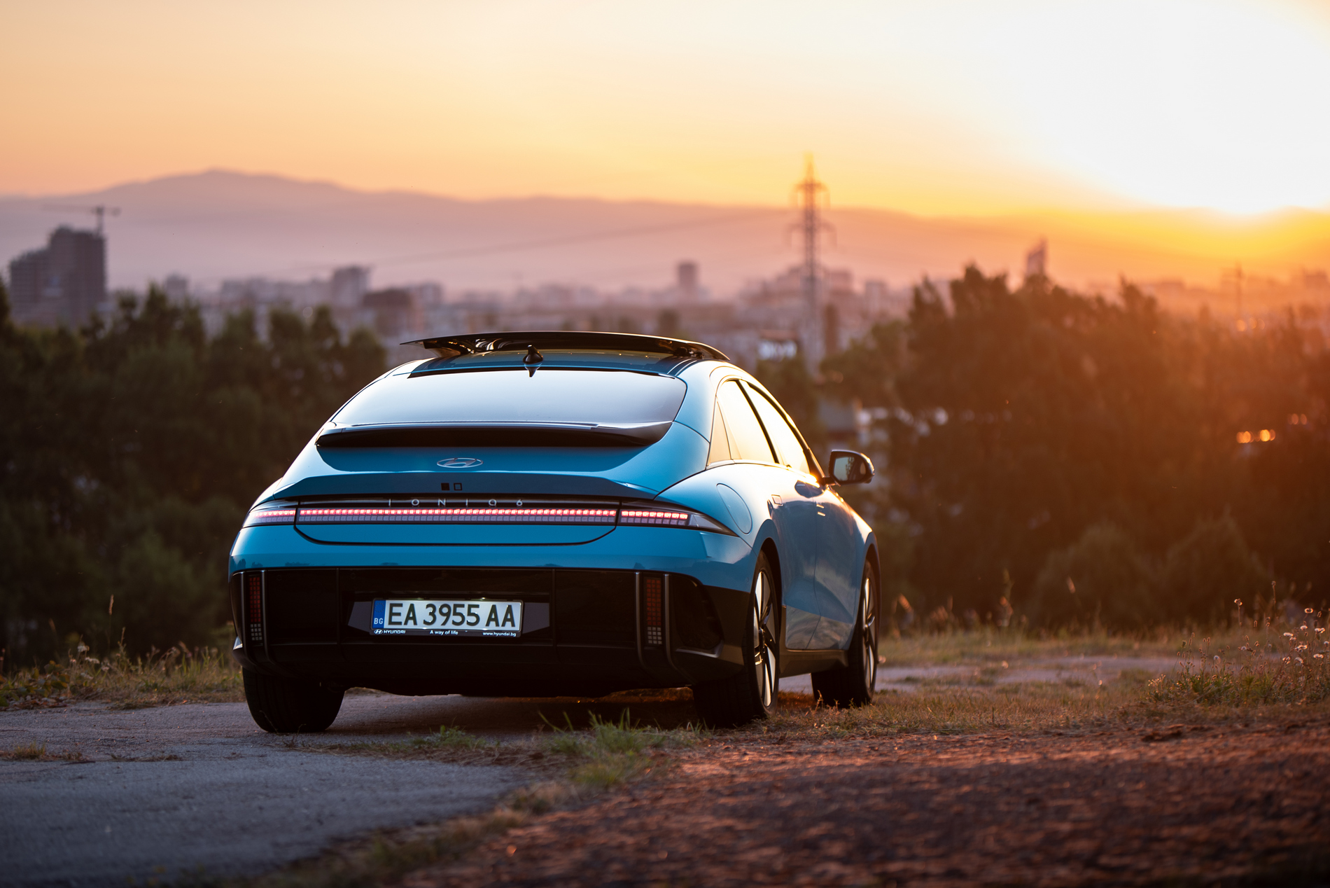 Караме 4-вратото купе Hyundai Ioniq 6