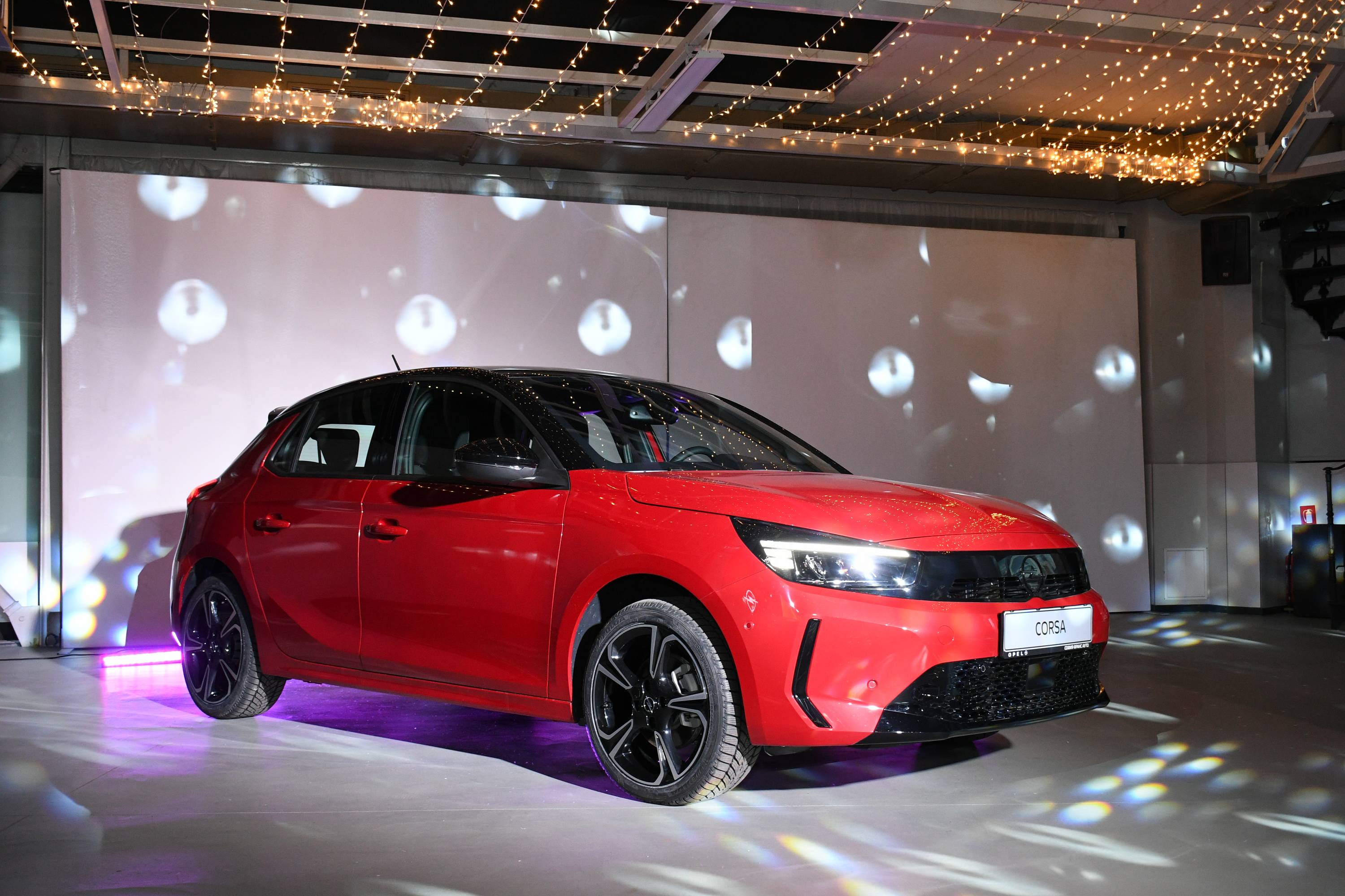 Opel Corsa пристигна в България