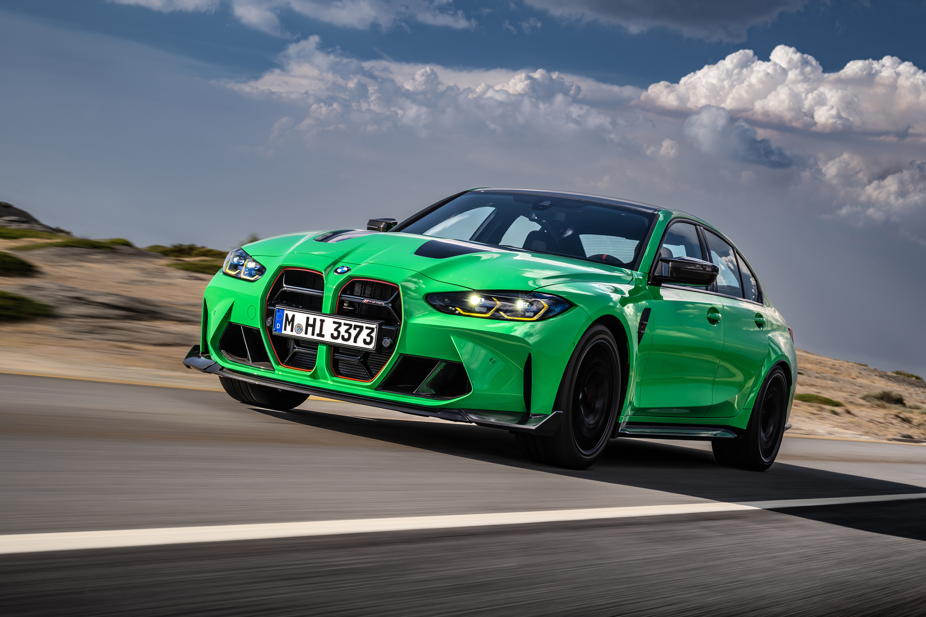 BMW M3 CS е с 550 к.с.
