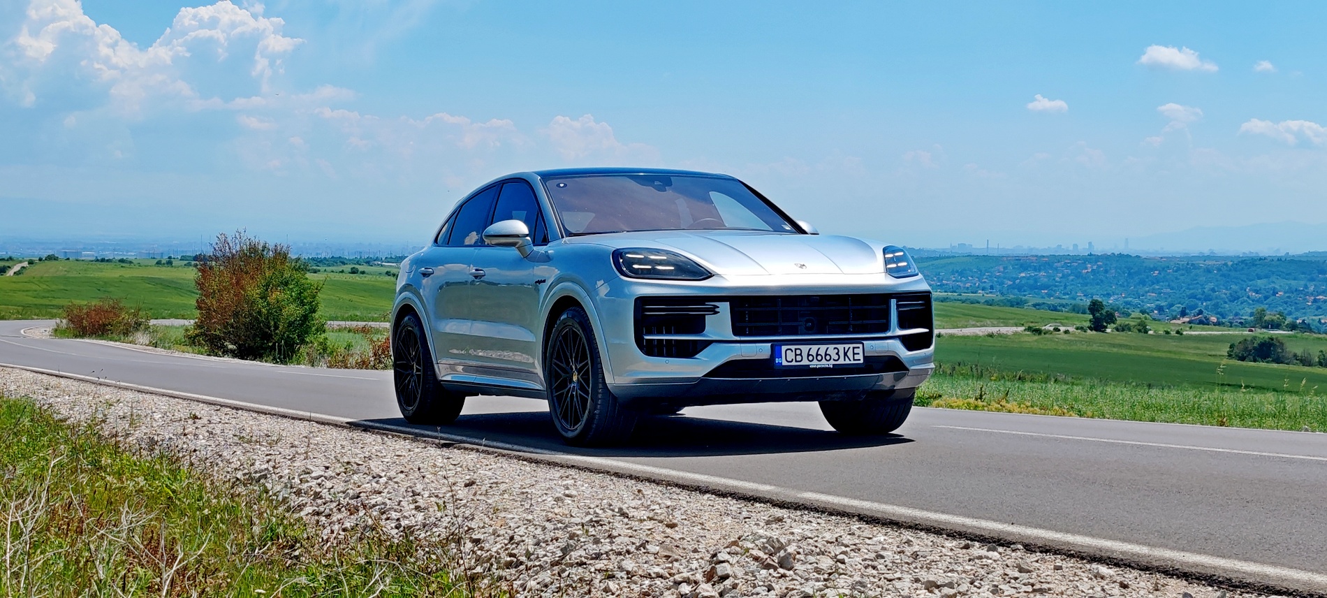 Най-мощният Porsche Cayenne е плъг-ин хибрид