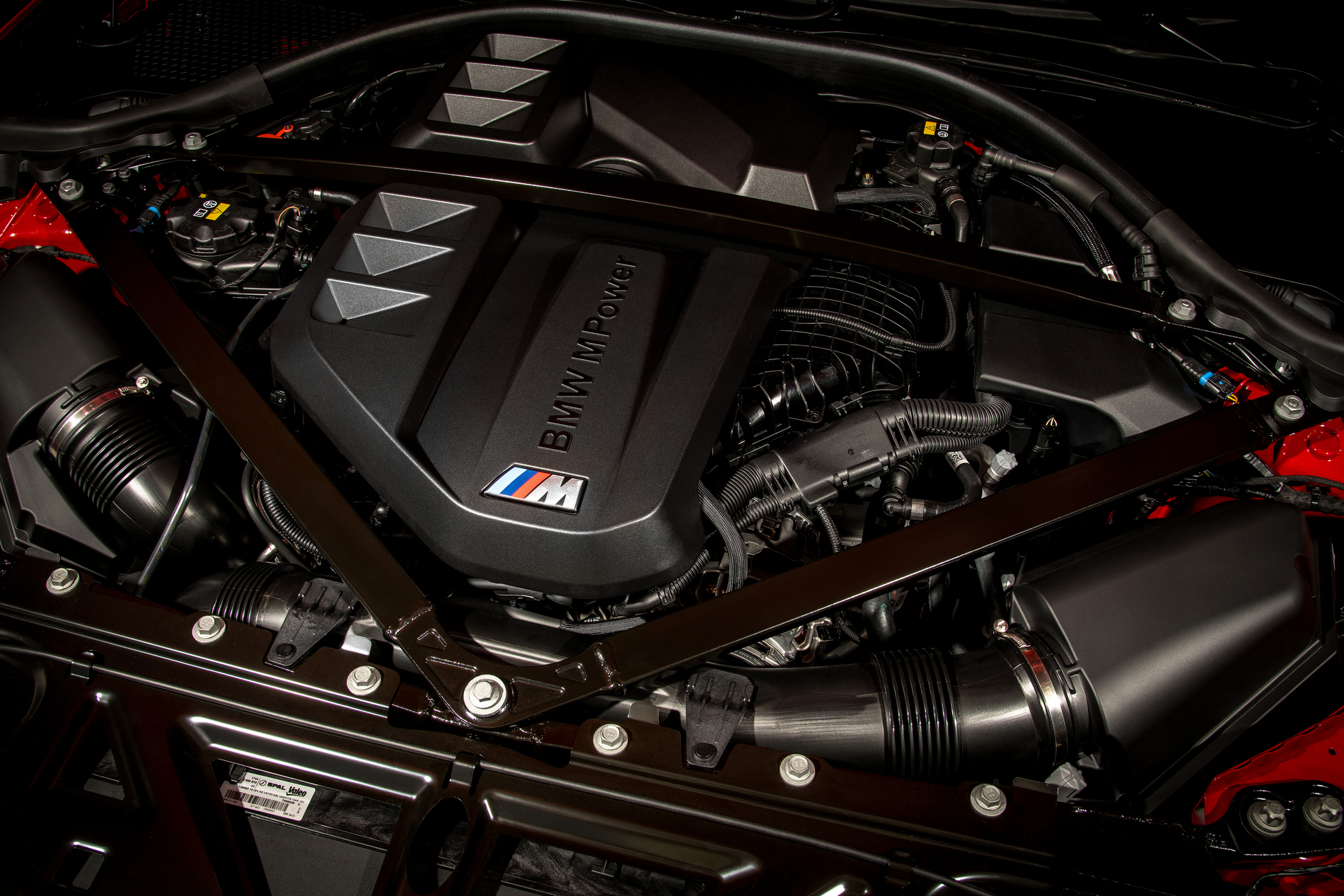 BMW M2 идва с 460 к.с. и механика