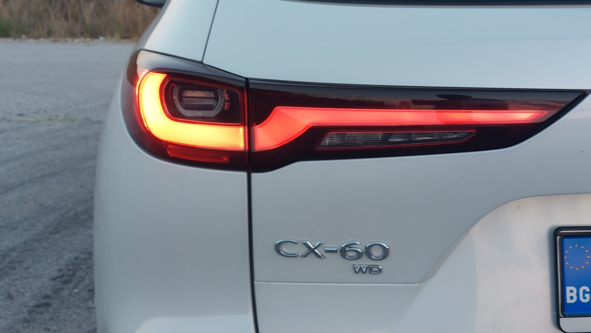 Караме Mazda CX-60 с дизелов шестак
