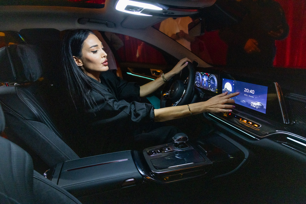 Официален дебют на Hongqi у нас