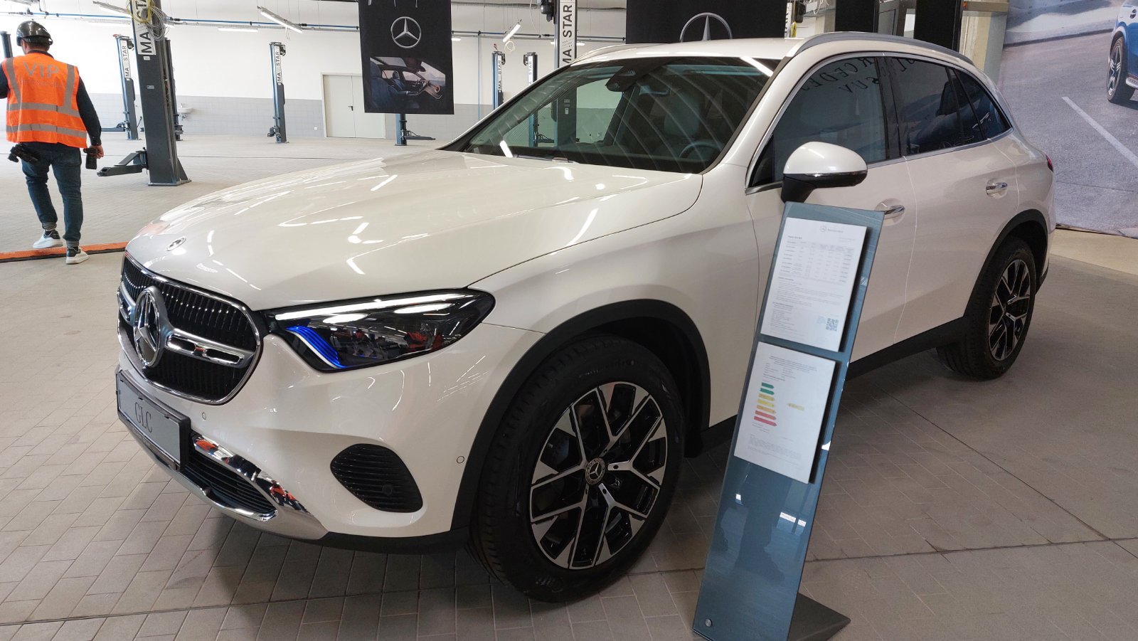 Разкриха у нас Mercedes-Benz GLC