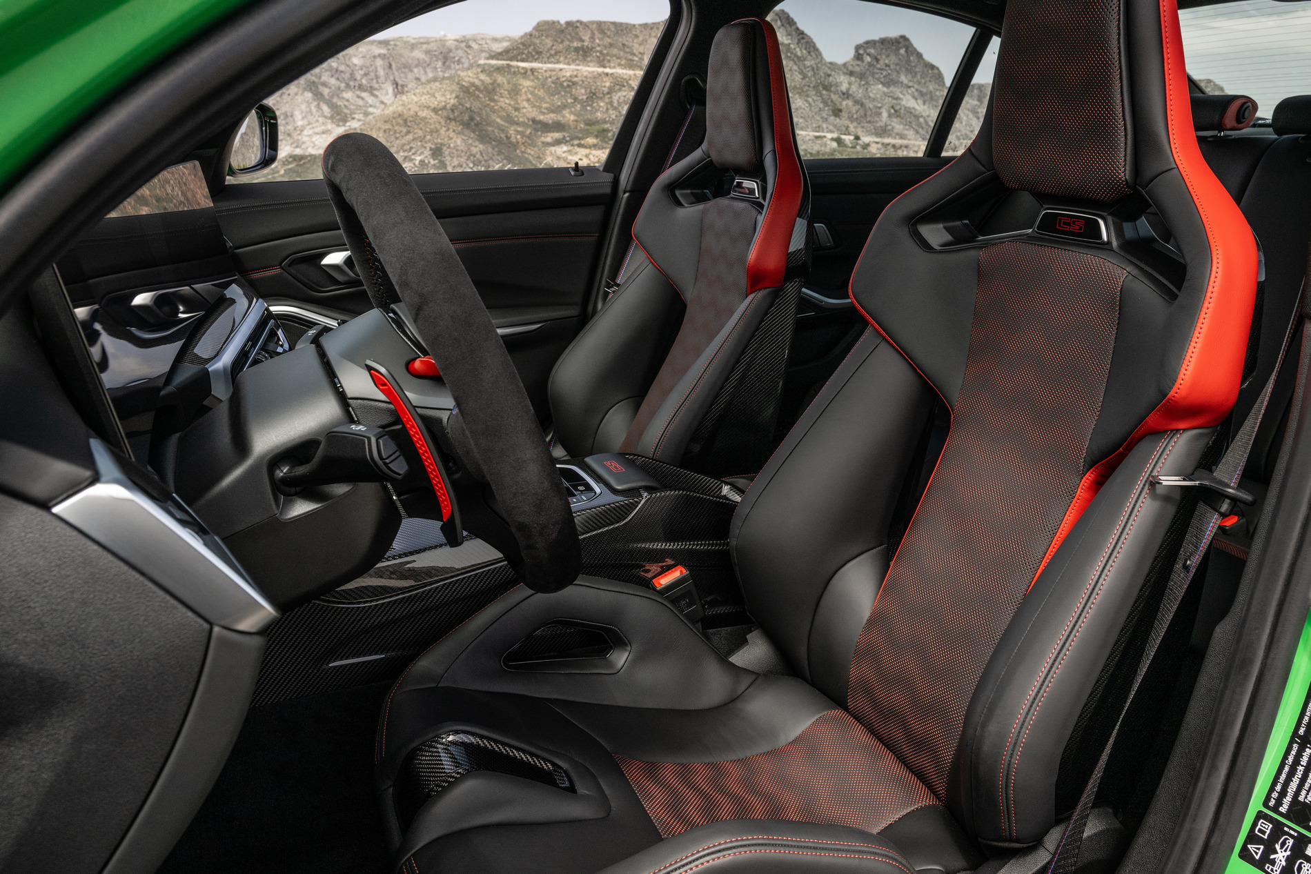 BMW M3 CS е с 550 к.с.