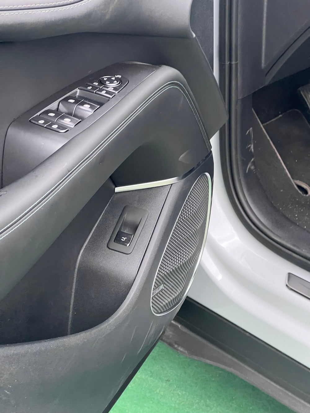 Караме флагмана BYD Sealion 7