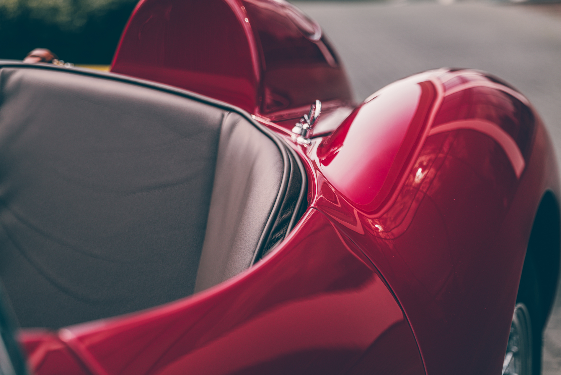 Има нова Ferrari Testa Rossa, но е електрическа и в мащаб 75%
