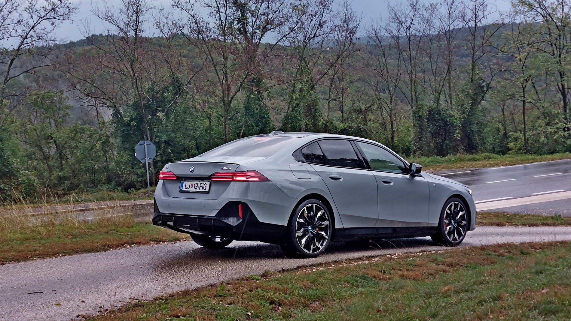 Караме новото поколение BMW Серия 5