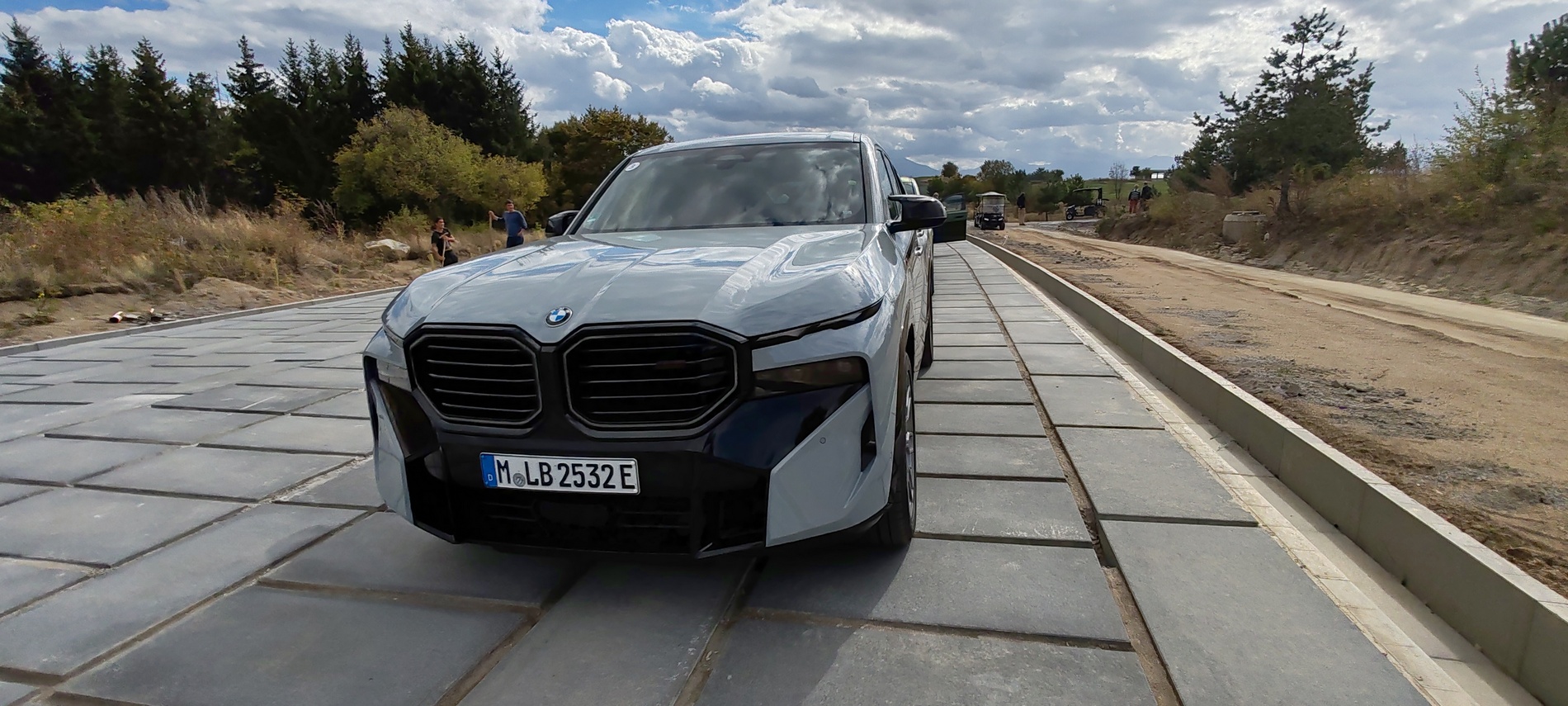 Караме най-мощното серийно BMW в историята