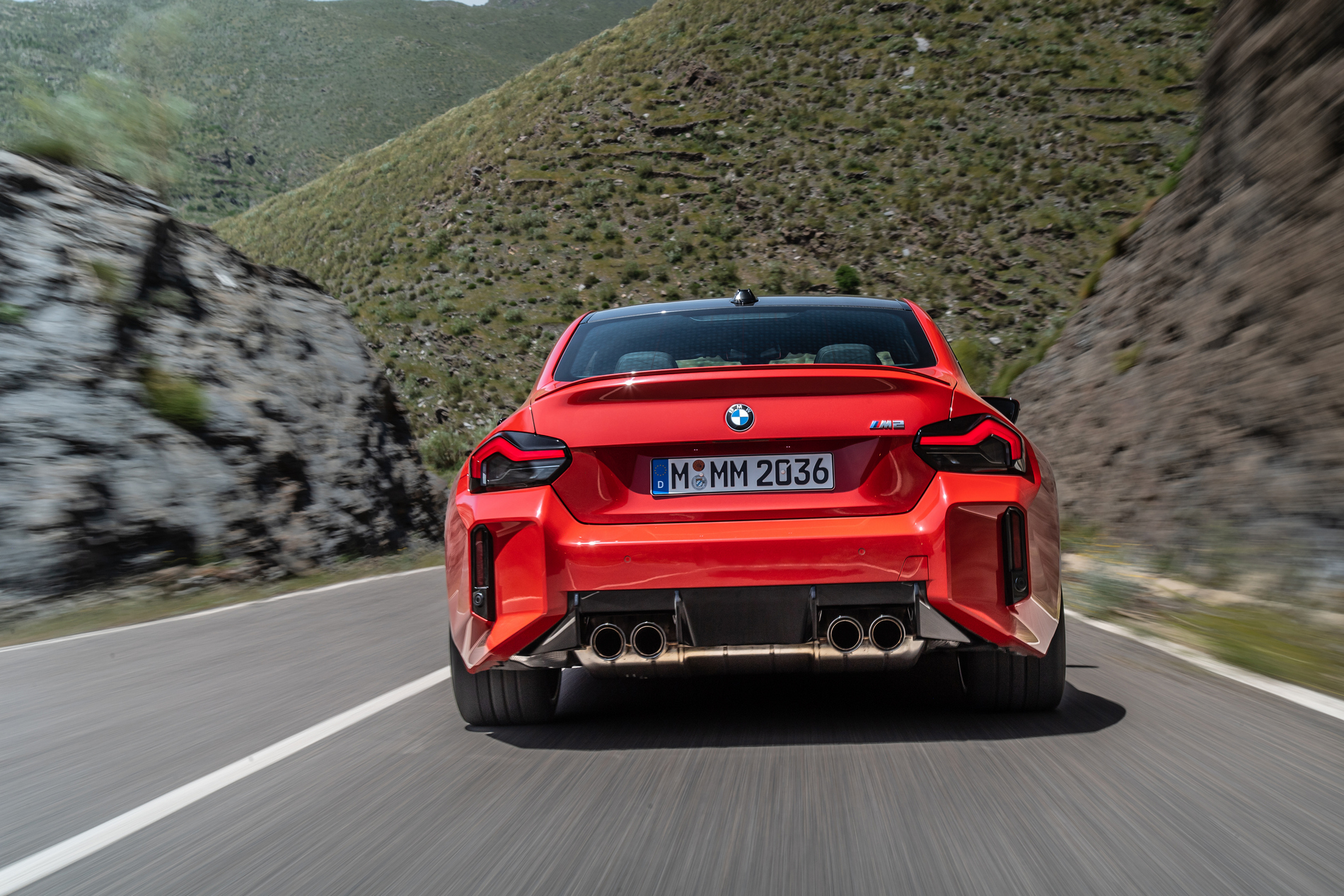BMW M2 идва с 460 к.с. и механика