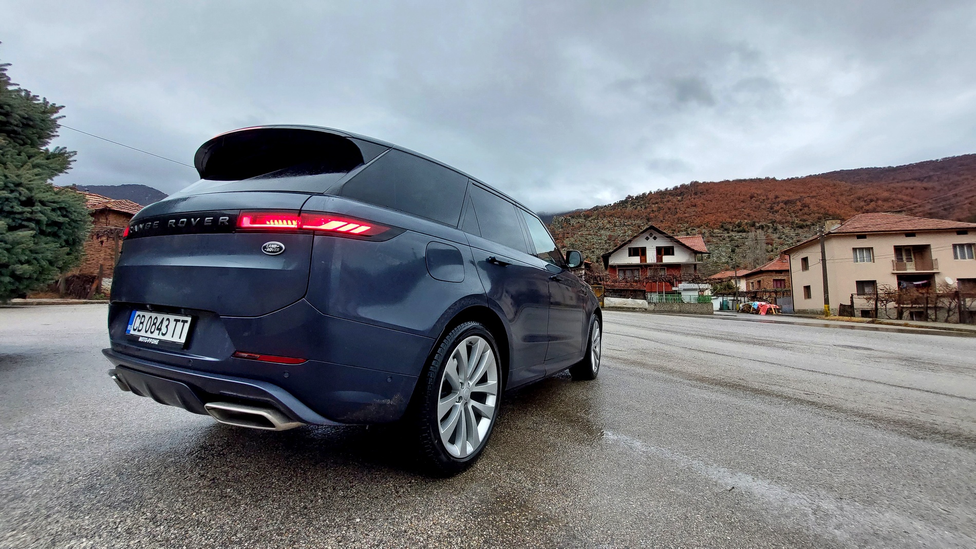 Караме новото поколение Range Rover Sport