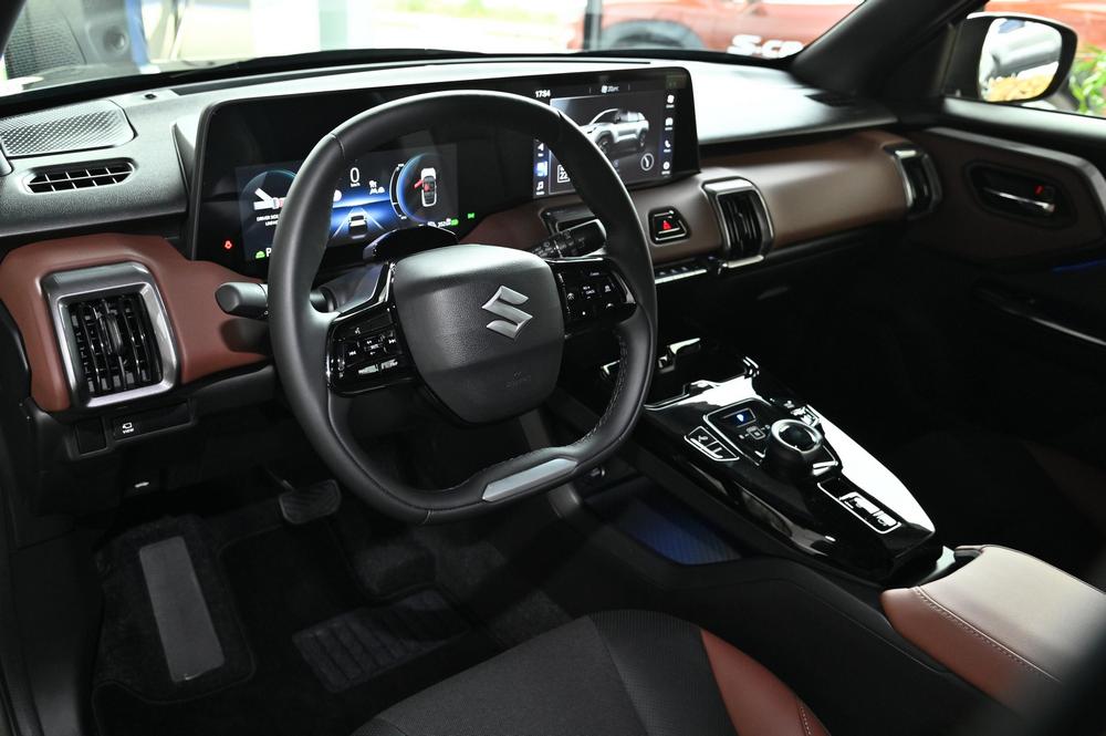 Национална премиера за Suzuki eVitara