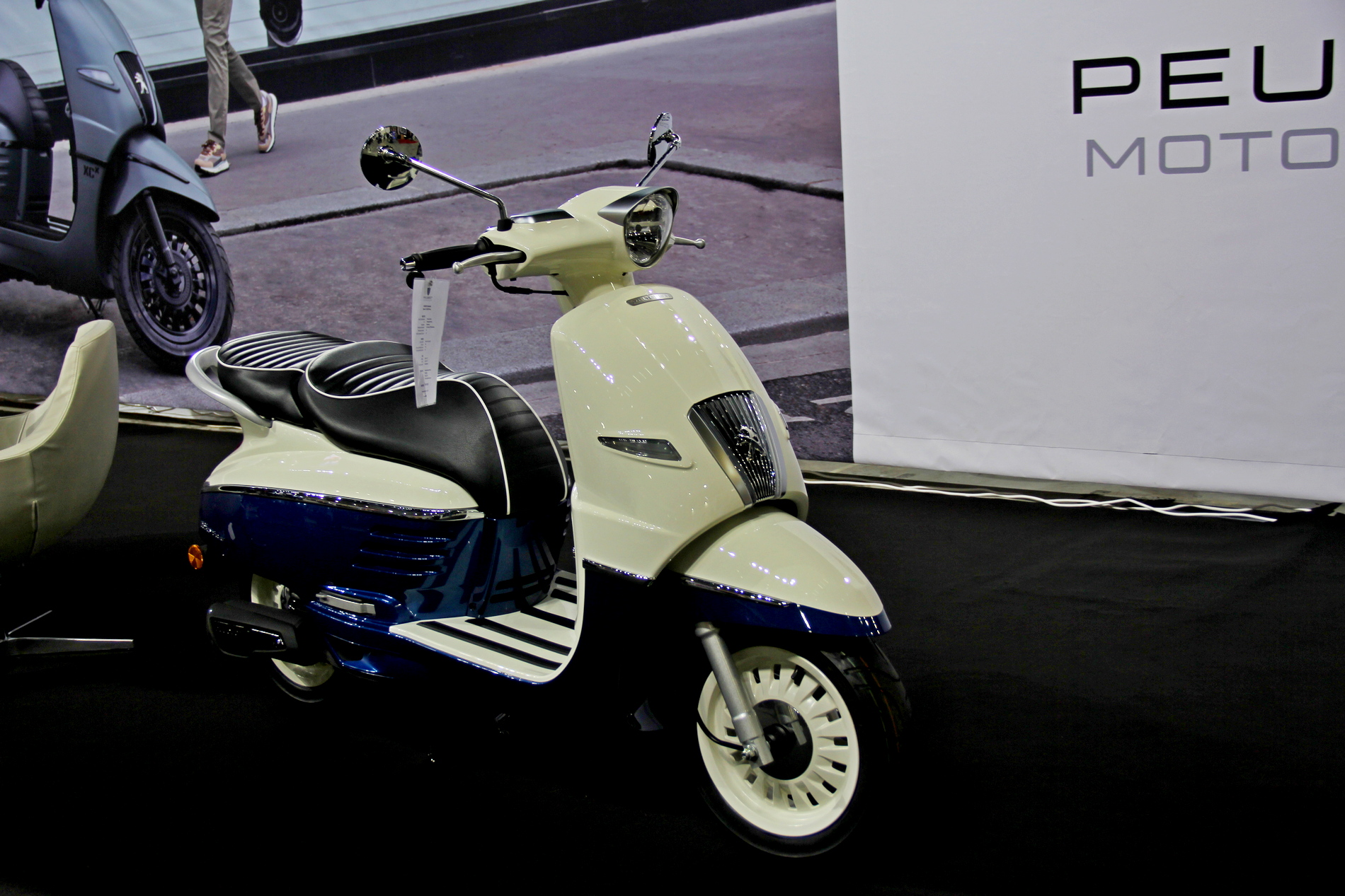 Премиери на всеки щанд на Moto Expo 2023