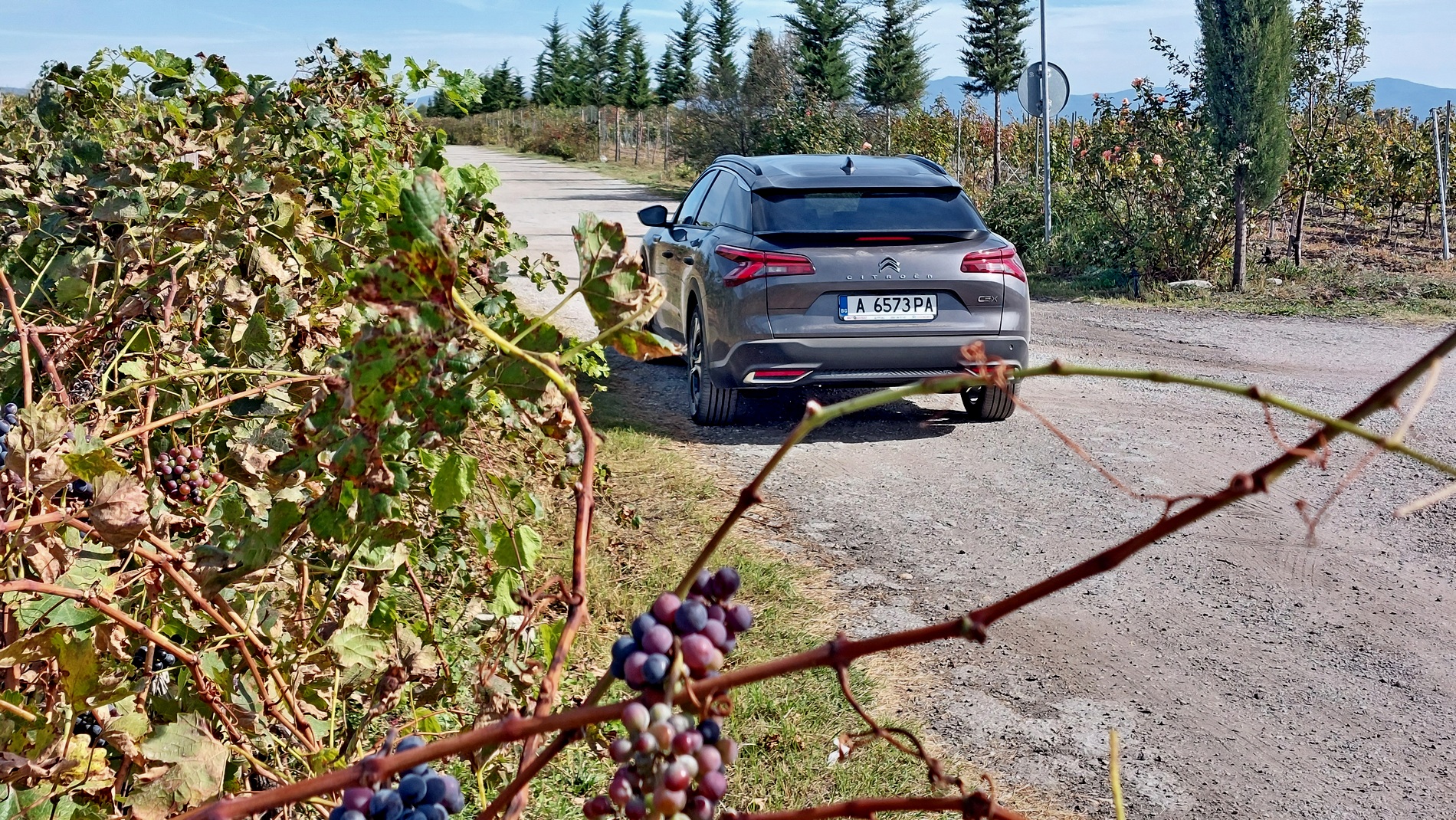 Караме Citroën C5 във вариант хибрид и SUV