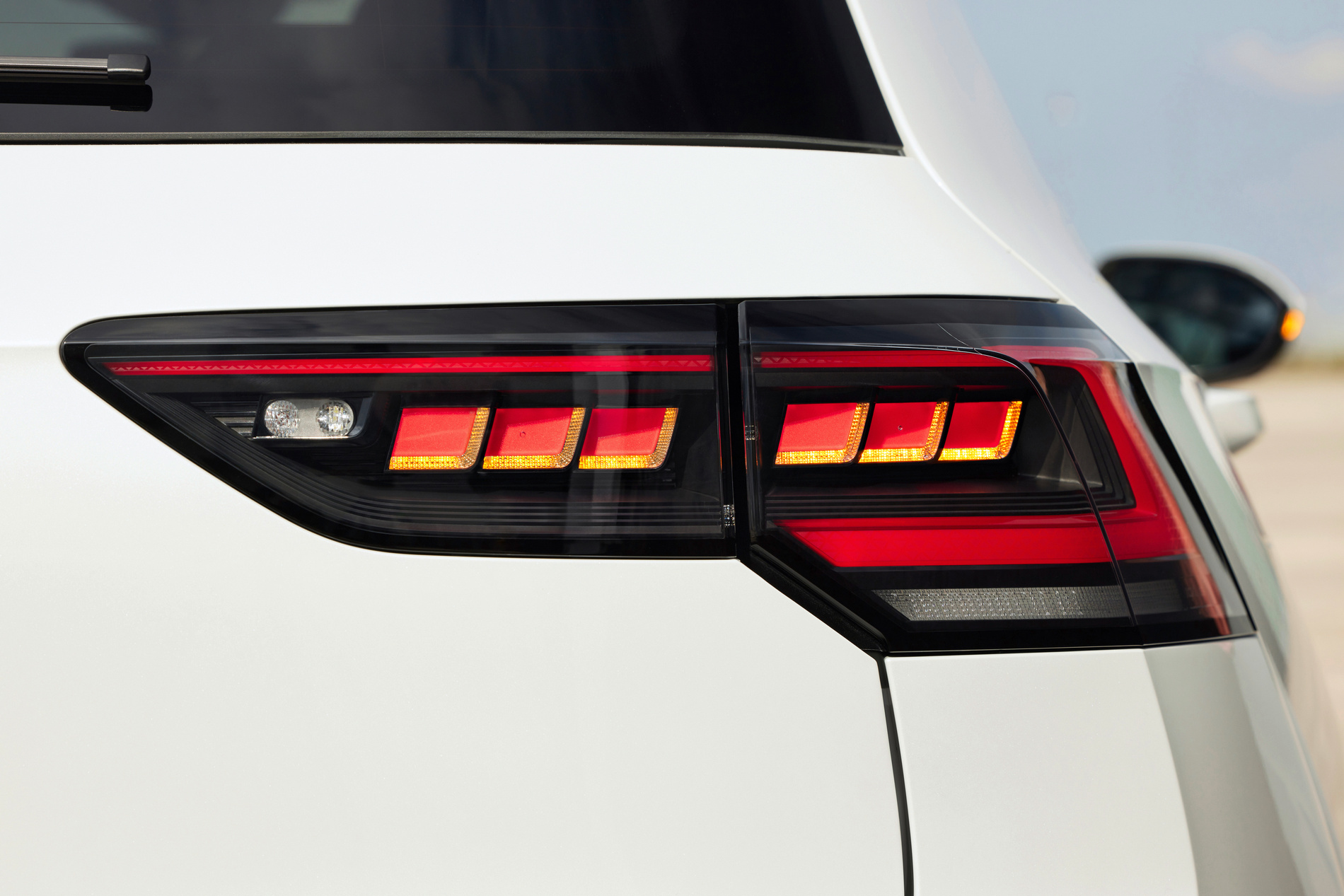 Посрещнете фейслифта на VW Golf 8