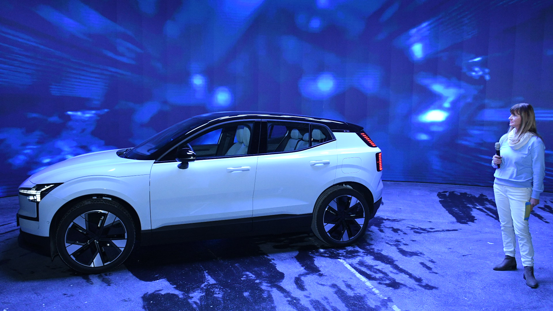 Volvo EX30 с премиера в България