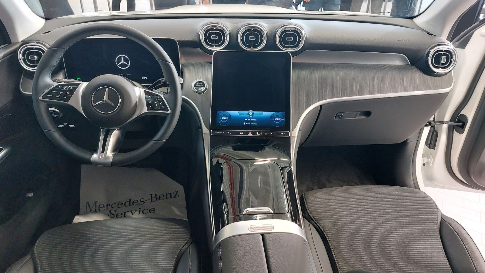 Разкриха у нас Mercedes-Benz GLC