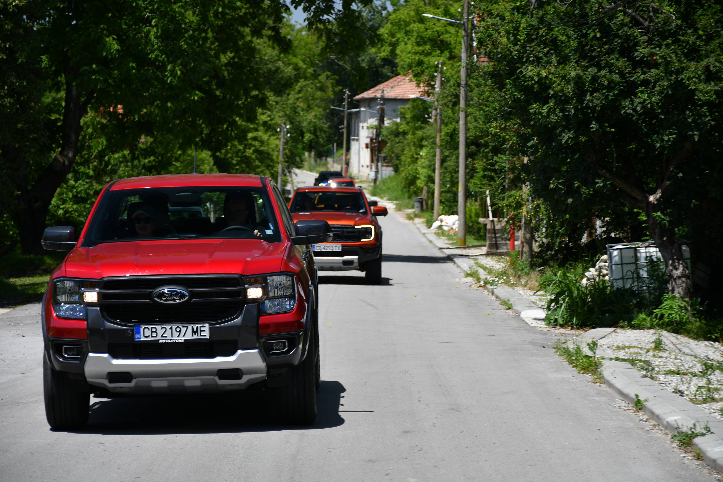 Караме офроудърите Ford Ranger и Bronco