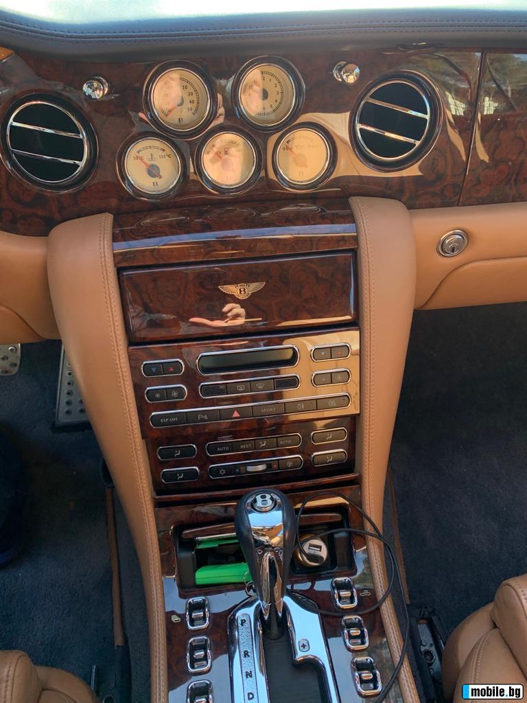 Продават у нас Bentley Azure на Майкъл Джордан