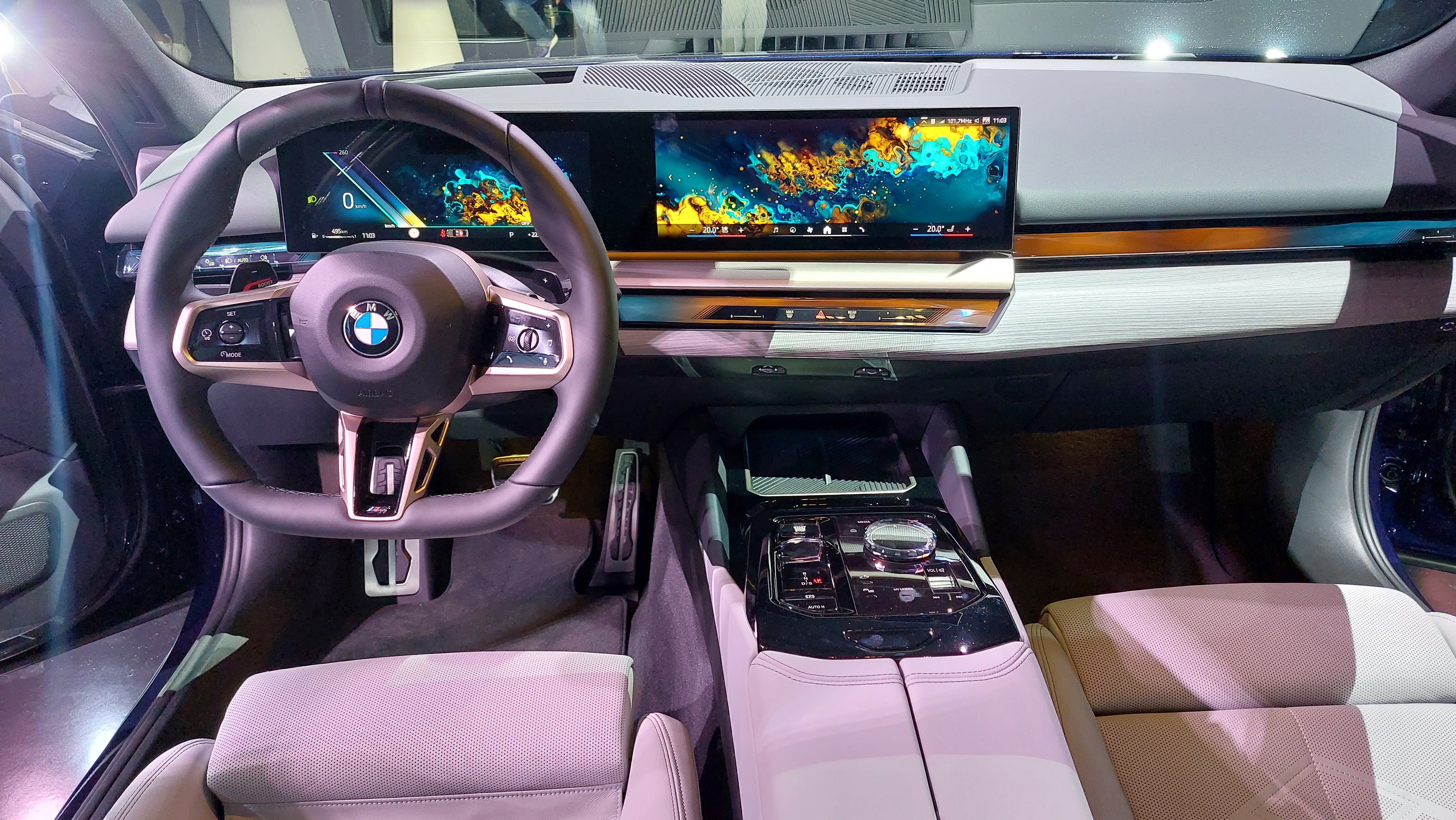 BMW Серия 5 пристигна в България