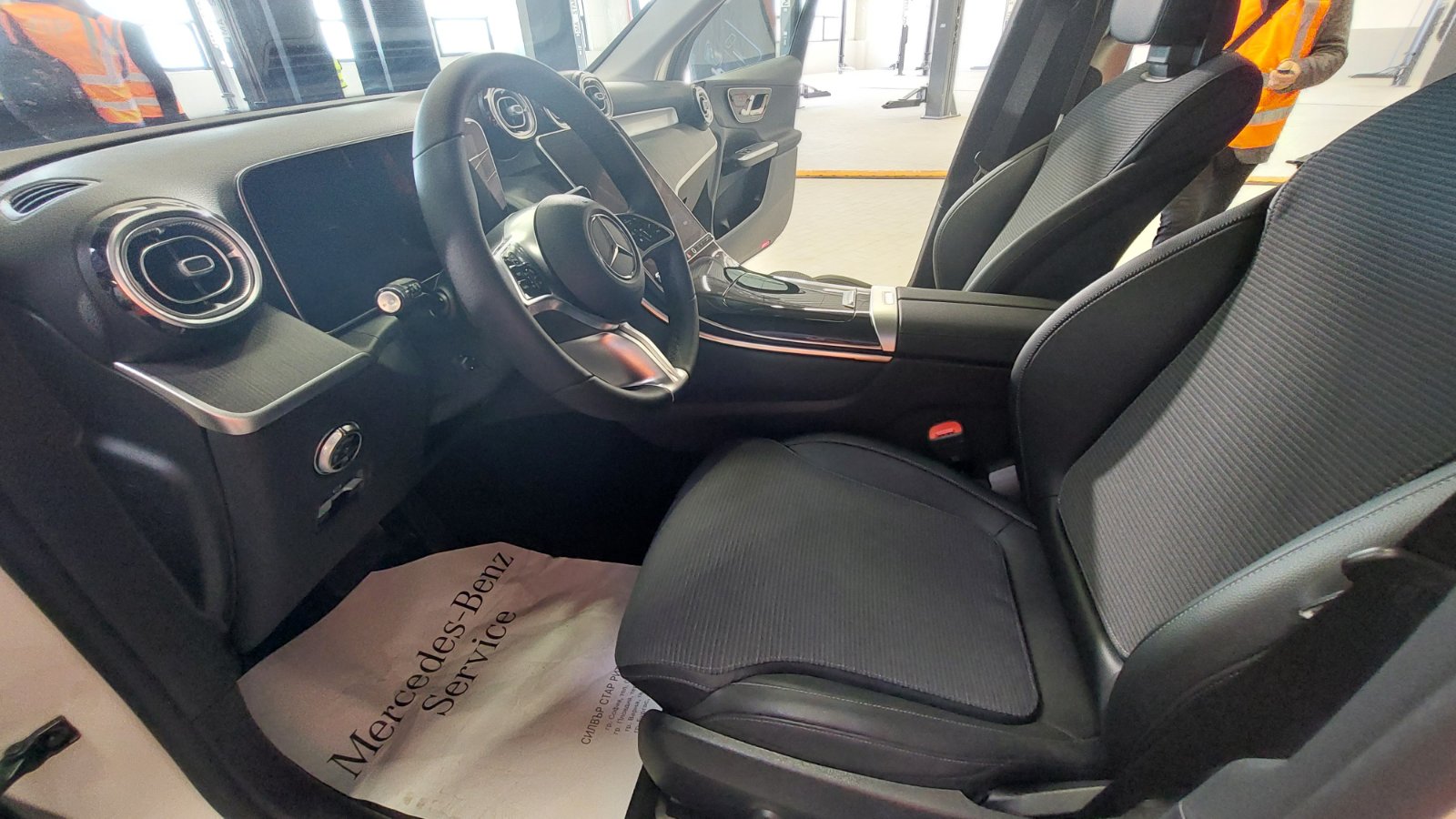 Разкриха у нас Mercedes-Benz GLC