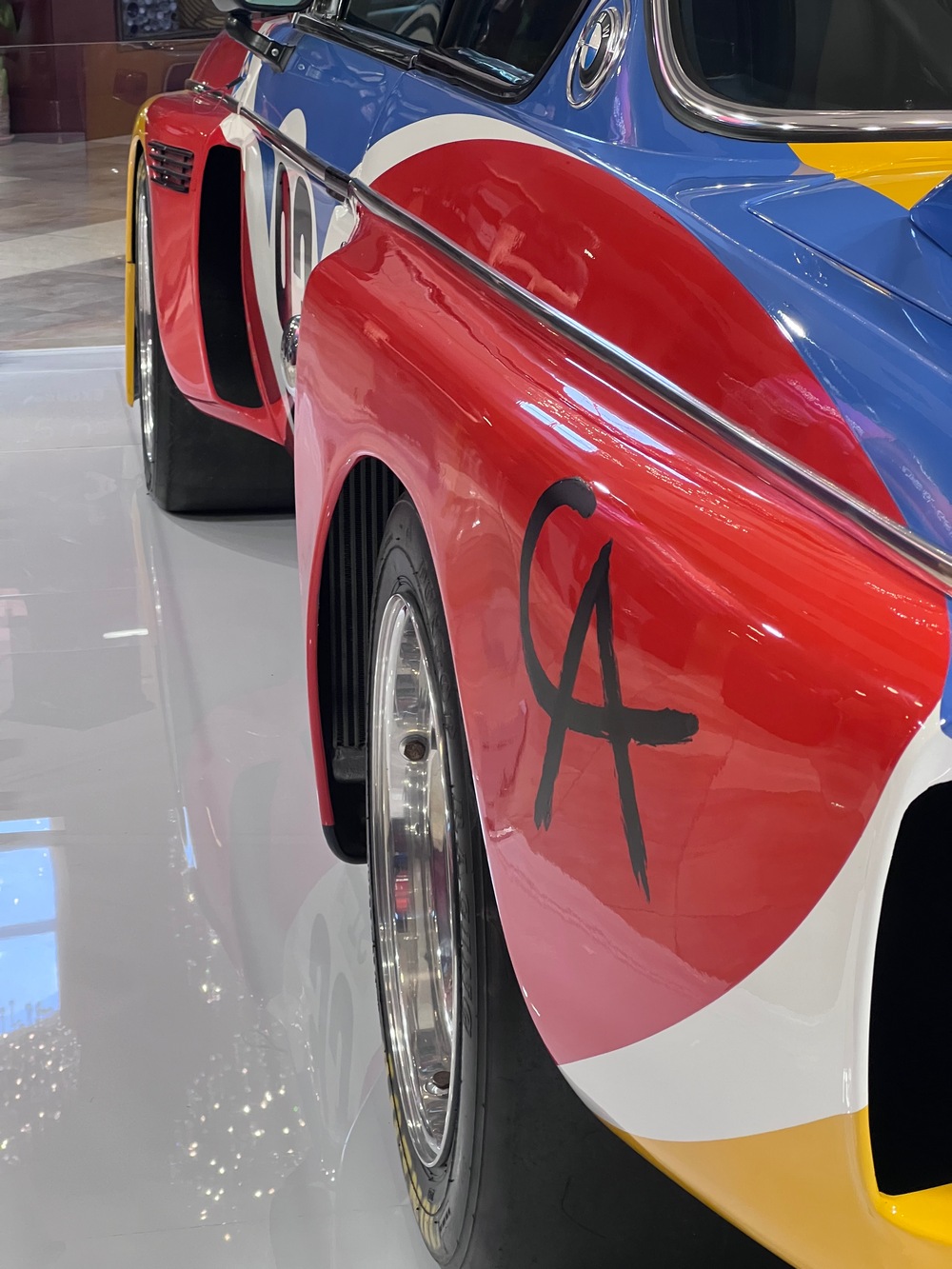 Исторически дебют за арт кола на BMW в Румъния