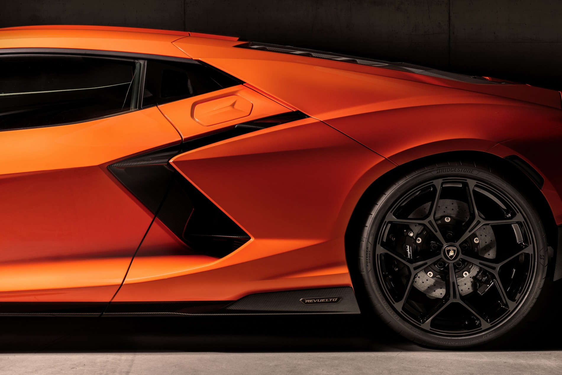 Lamborghini с луд супер хибрид