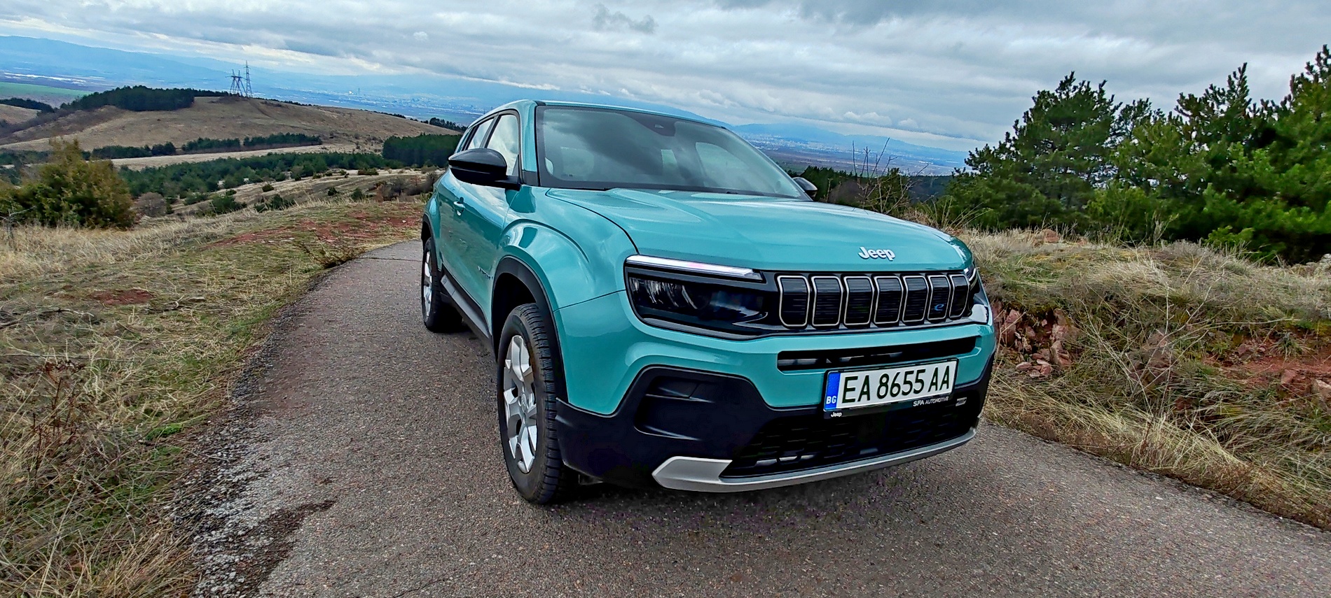 Караме електрическия Jeep Avenger