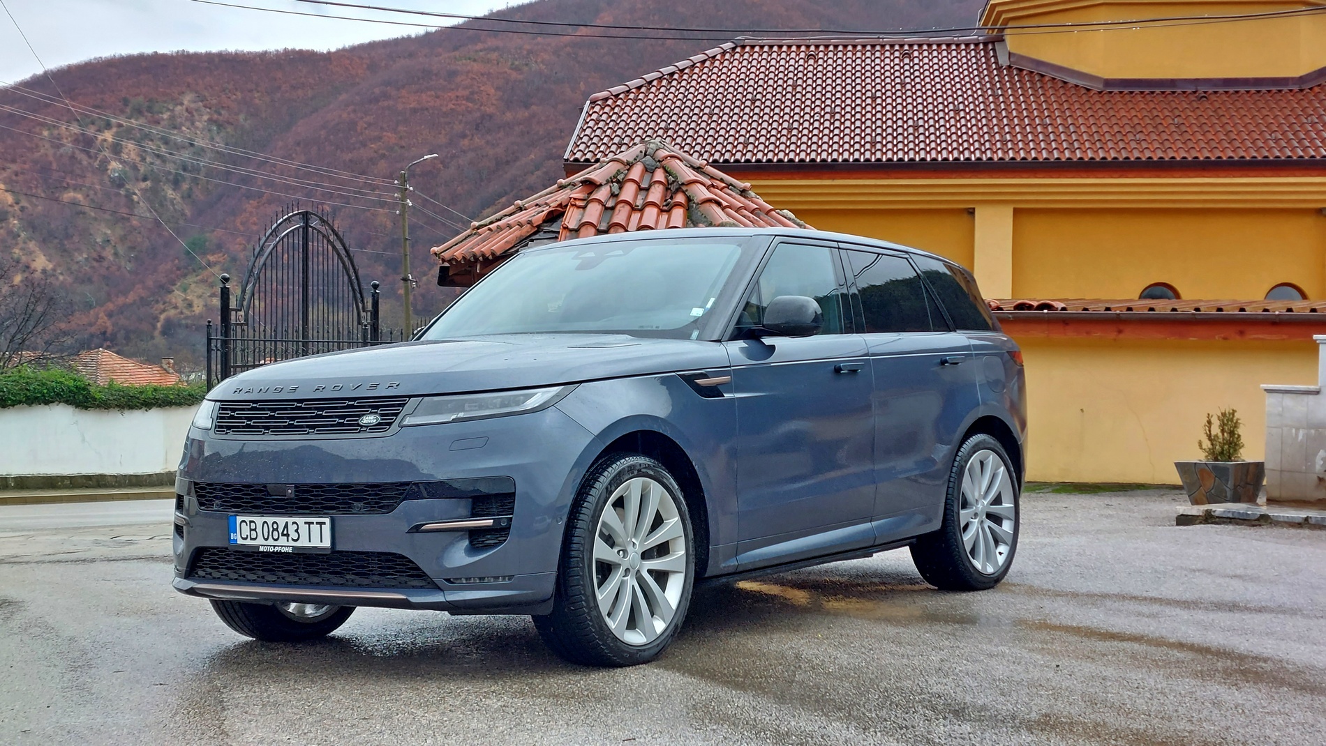 Караме новото поколение Range Rover Sport