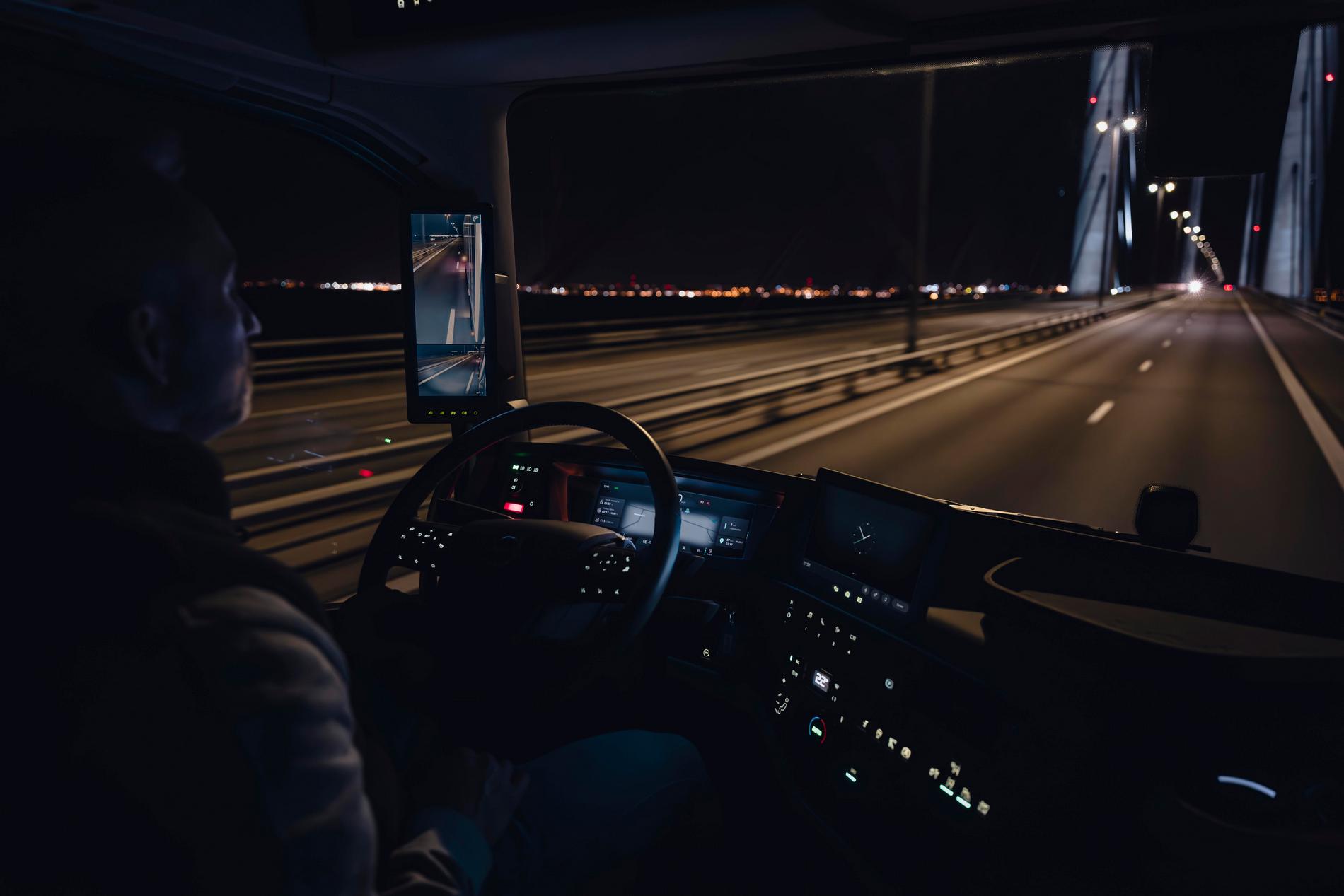 Volvo представи новия си камион FH Aero