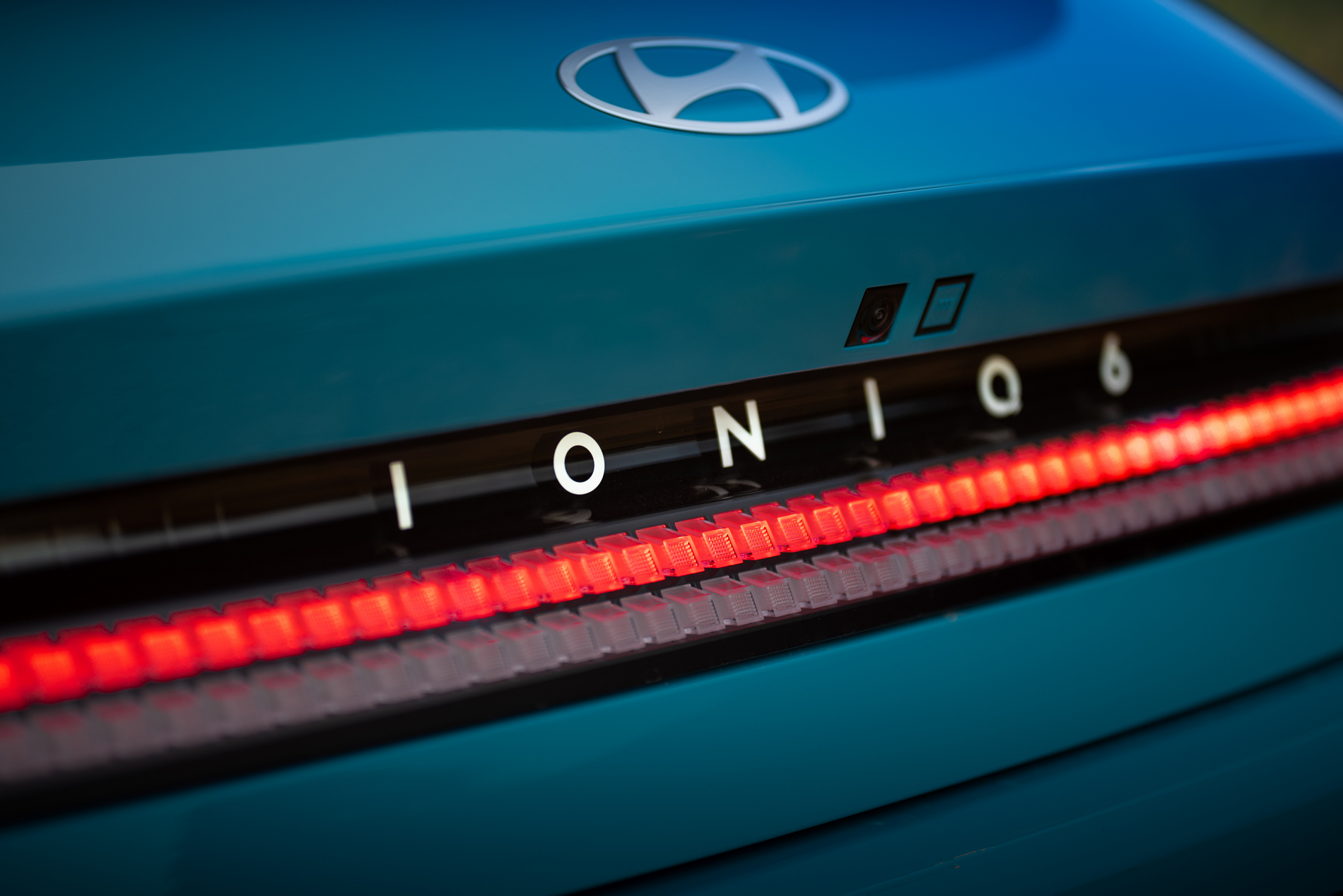Караме 4-вратото купе Hyundai Ioniq 6