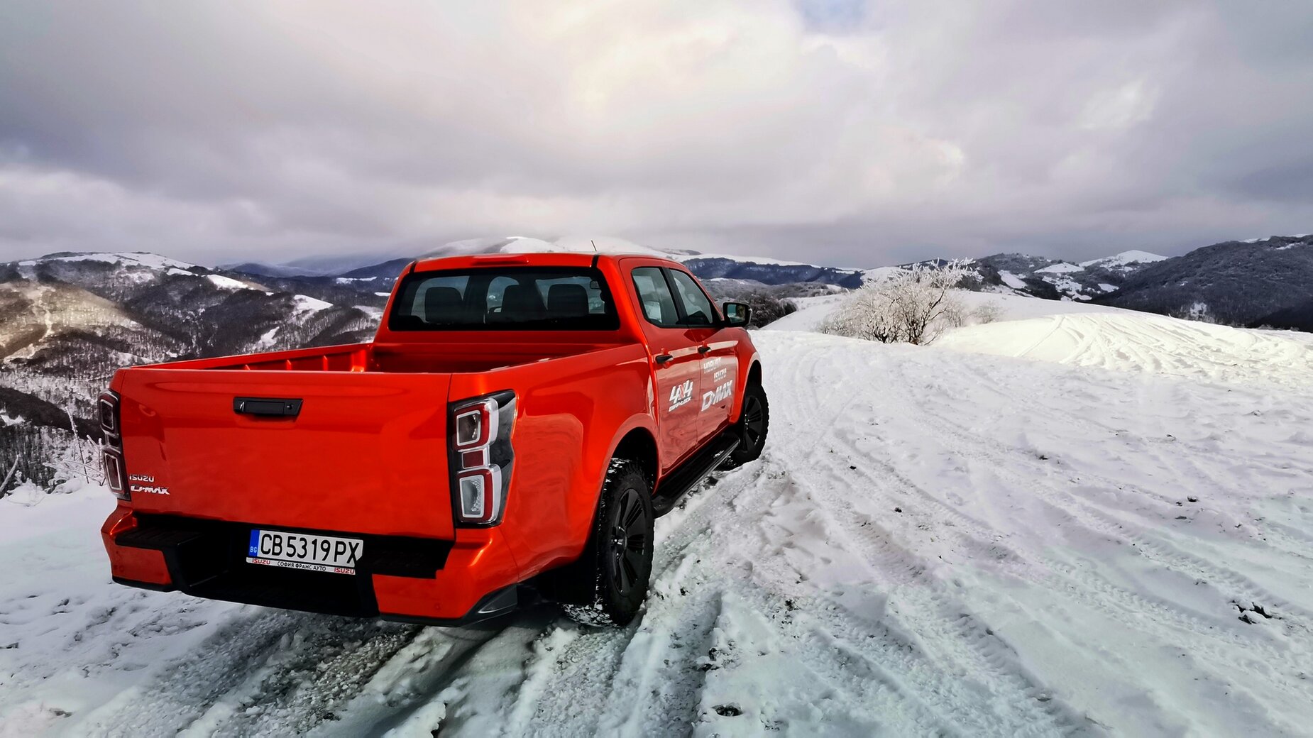 Караме Isuzu D-Max