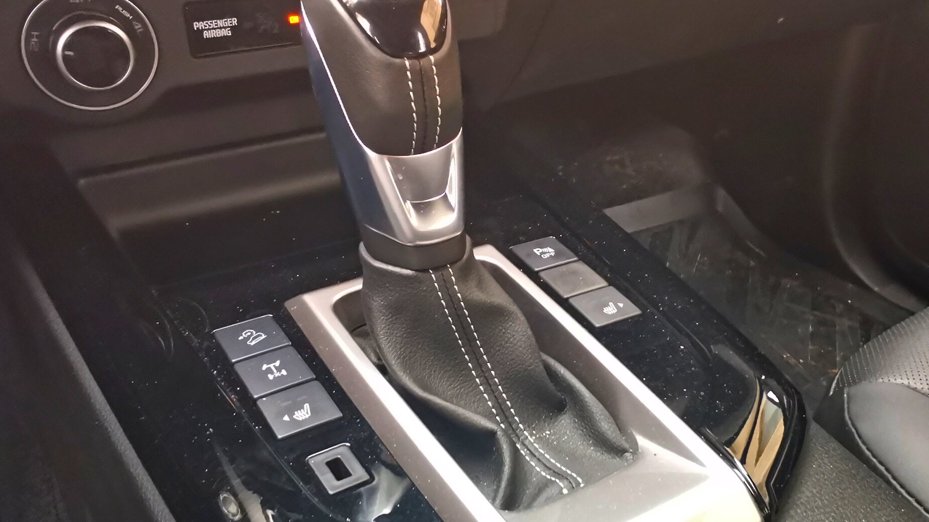 Караме Isuzu D-Max