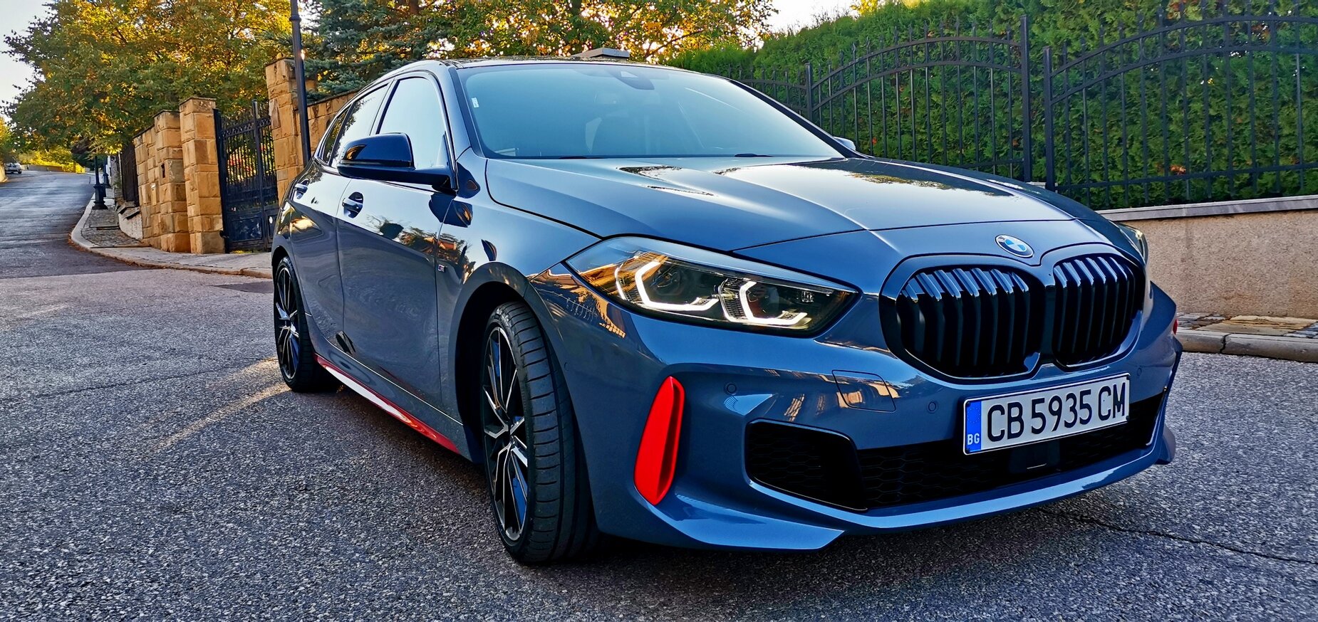 Светотатство или хитър ход, хотхечът с предно предаване BMW 128ti