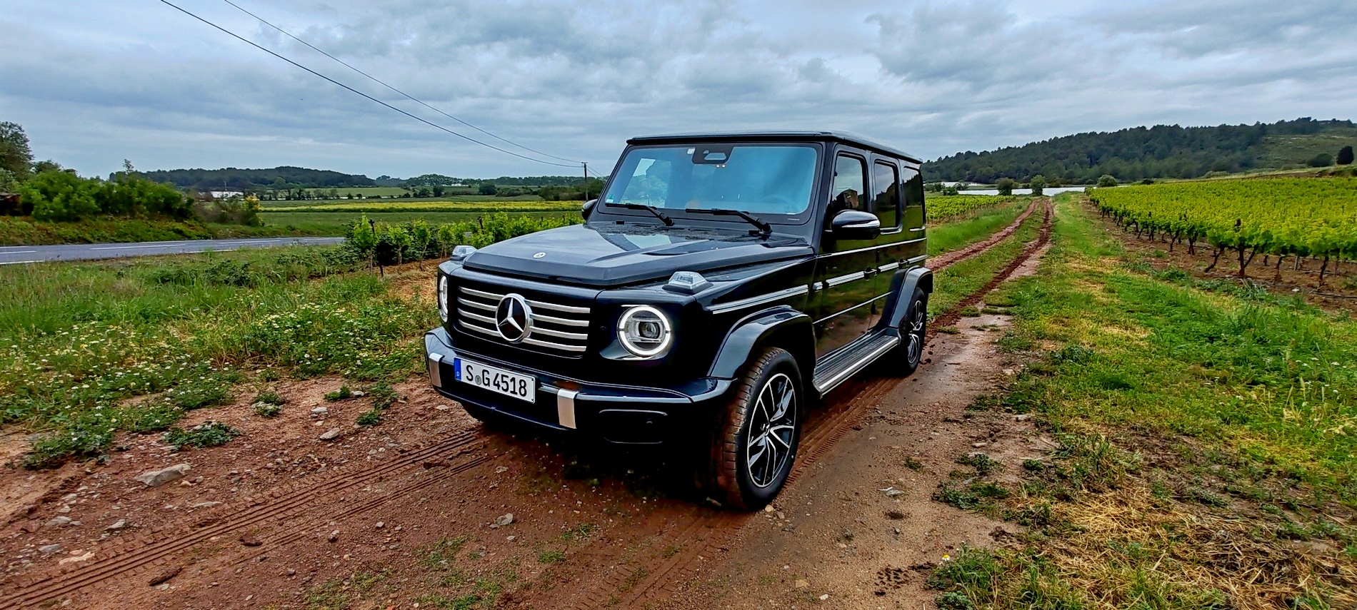 Караме обновената Mercedes G-класа